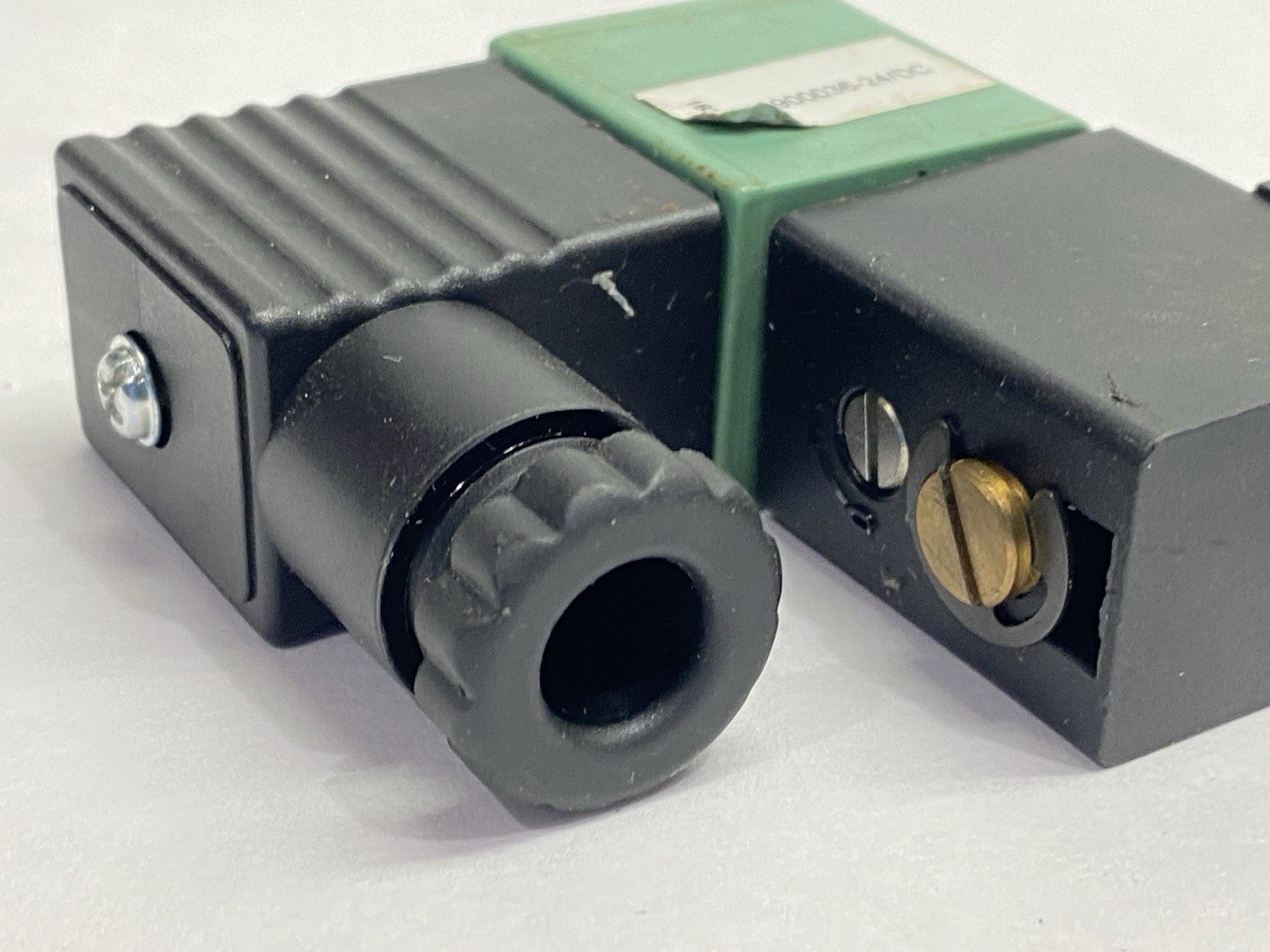 18900036-24/DC | ASCO Pneumatic Solenoid Valve 24VDC - Used - Maverick Industrial Sales