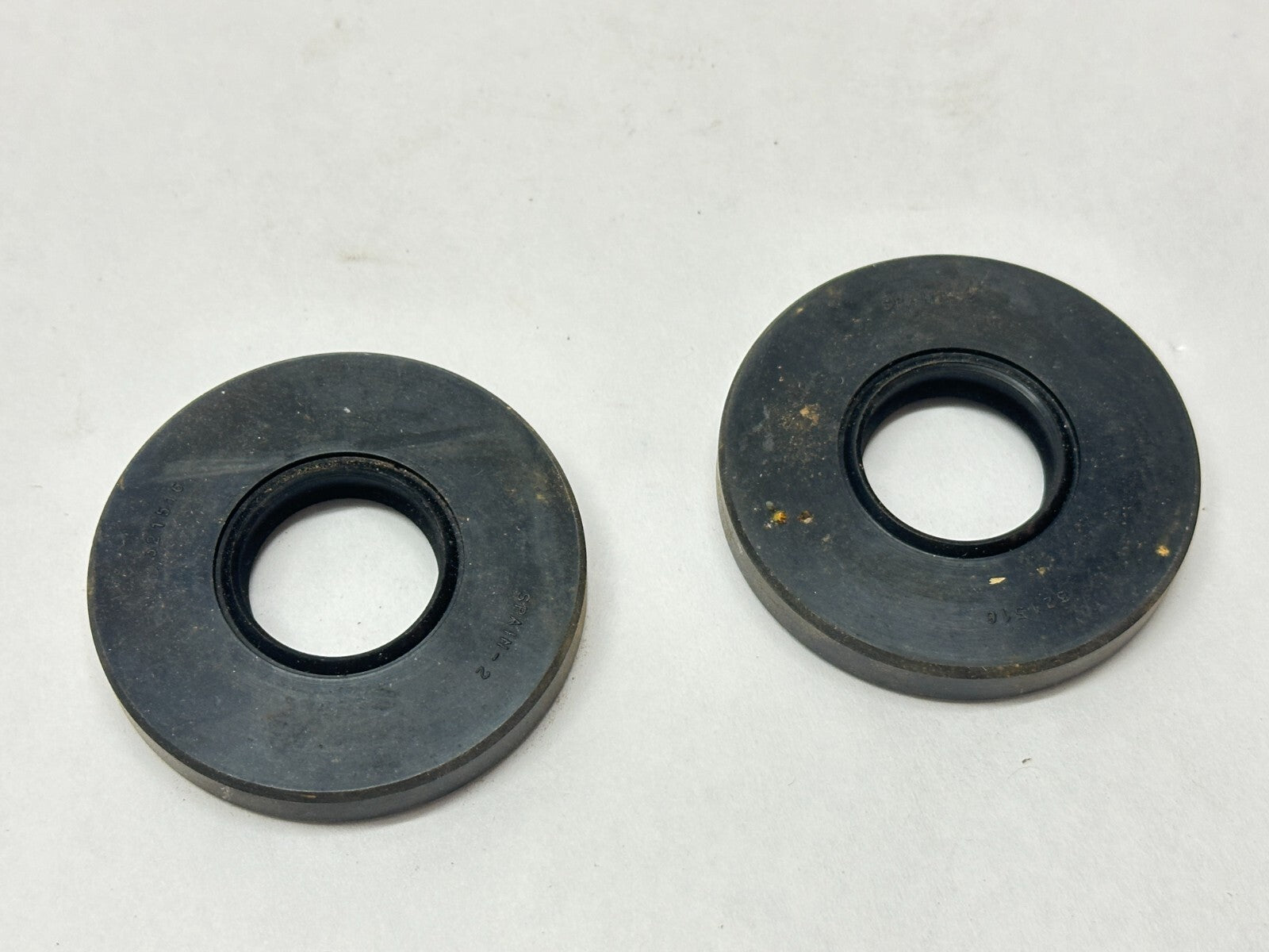 National Federal Mogul 321516 Oil Seal LOT OF 2 - Maverick Industrial Sales