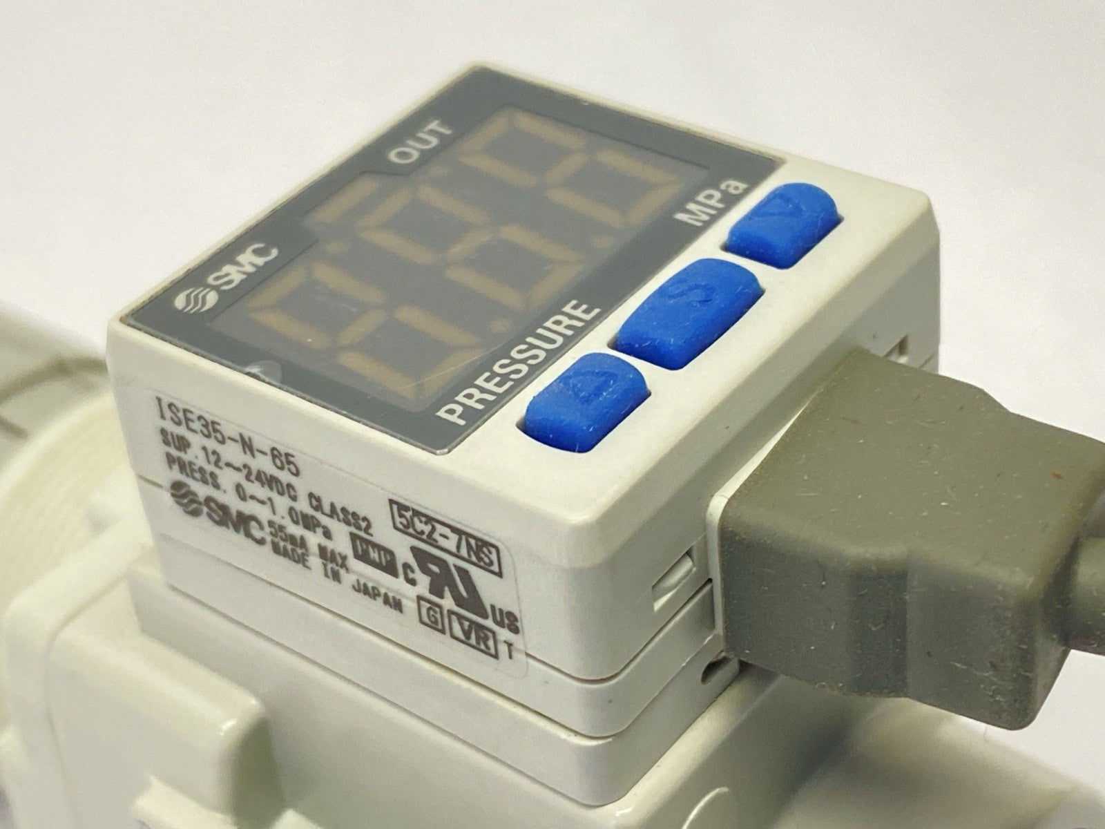 SMC AR20-N01E3-ZA-B Pneumatic Regulator w/ Digital Sensor 1/8" NPT - Maverick Industrial Sales