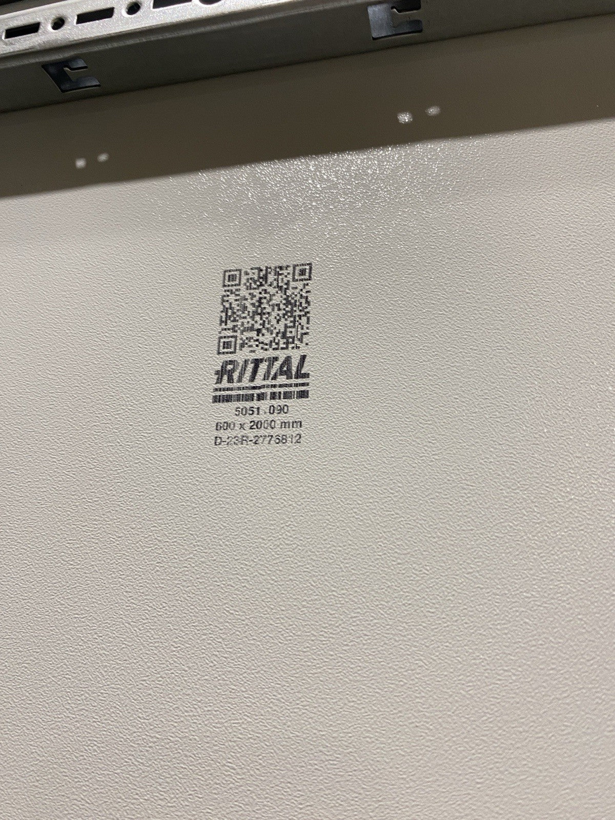 VX 8605.000 | Rittal VX 8605000 Enclosure Frame Basic with Back Plate. - New – Open box - Maverick Industrial Sales