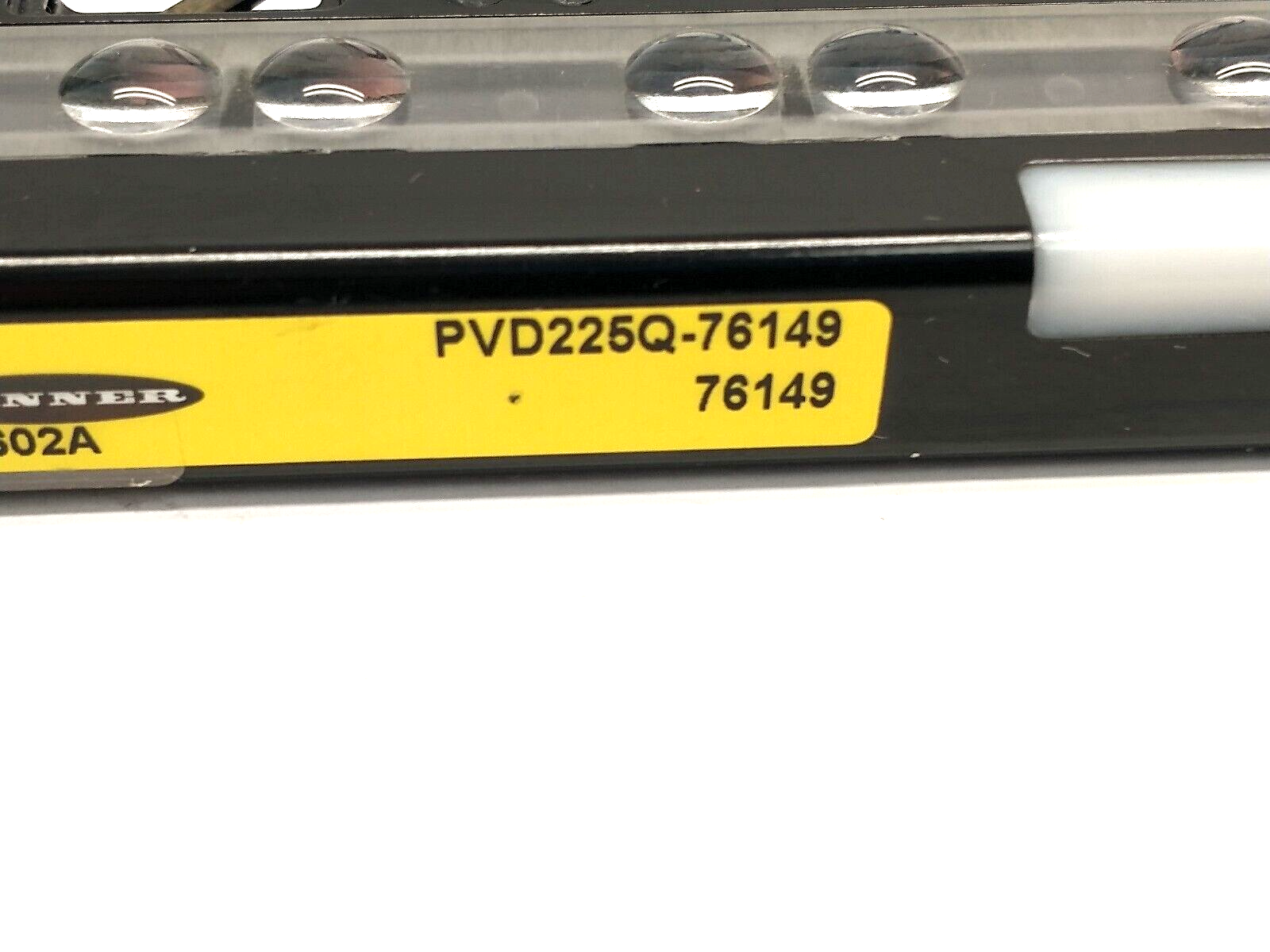 PVD225Q-76149, 76149 | Banner PVD225Q-76149 Part Verification Array 225mm 8-Channel 2m Range, M12 76149 - Used - Maverick Industrial Sales
