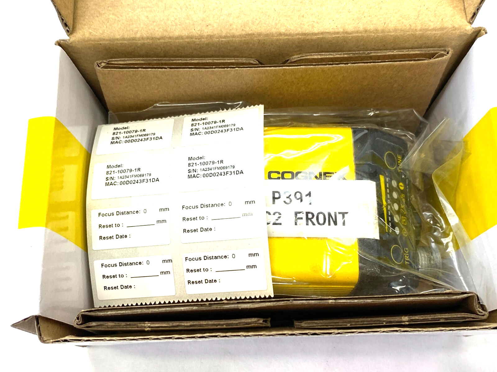 Cognex DM302X Barcode Scanner 821-0087-3R w/ 820-0290-1R Diff LED Lens - Maverick Industrial Sales