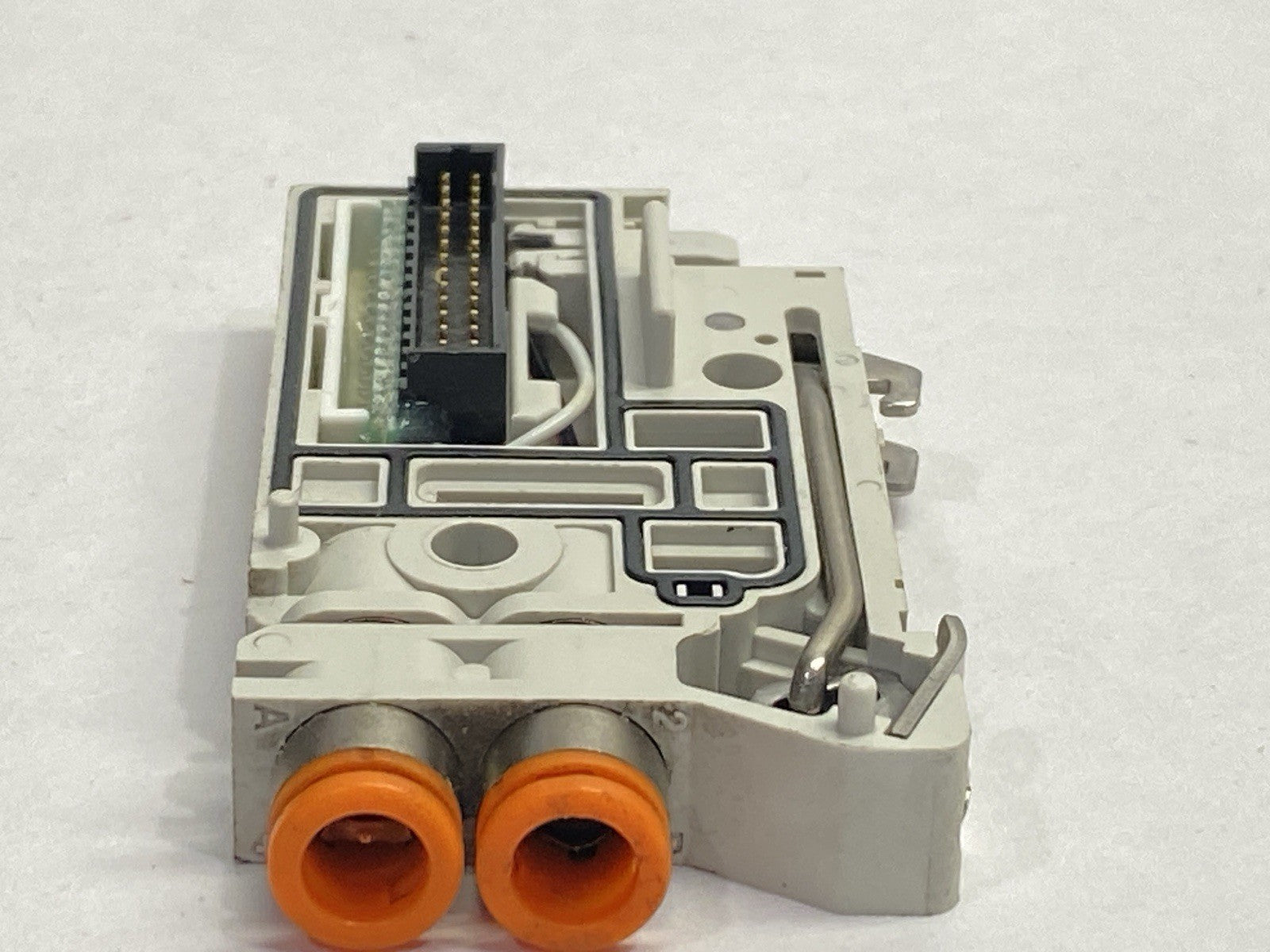 SMC VVQC1000-1A-1 Manifold Station Block w/ 1/4" Fitting - Maverick Industrial Sales
