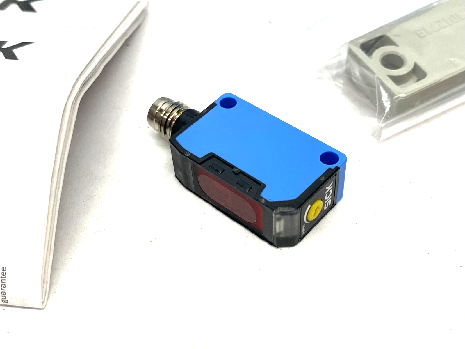 Sick WL150-P420 Photoelectric Retro-reflective Sensor, Dual-lens System, 6020688 - Maverick Industrial Sales