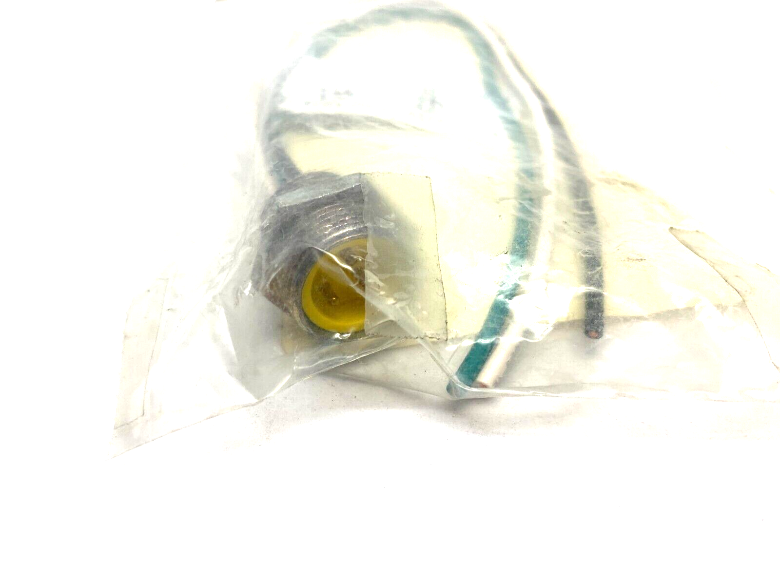 888N-M3AF1-1F | Allen Bradley Ser. A Mini-Male Receptacle 3-Pole 600V AC/DC - New - Maverick Industrial Sales