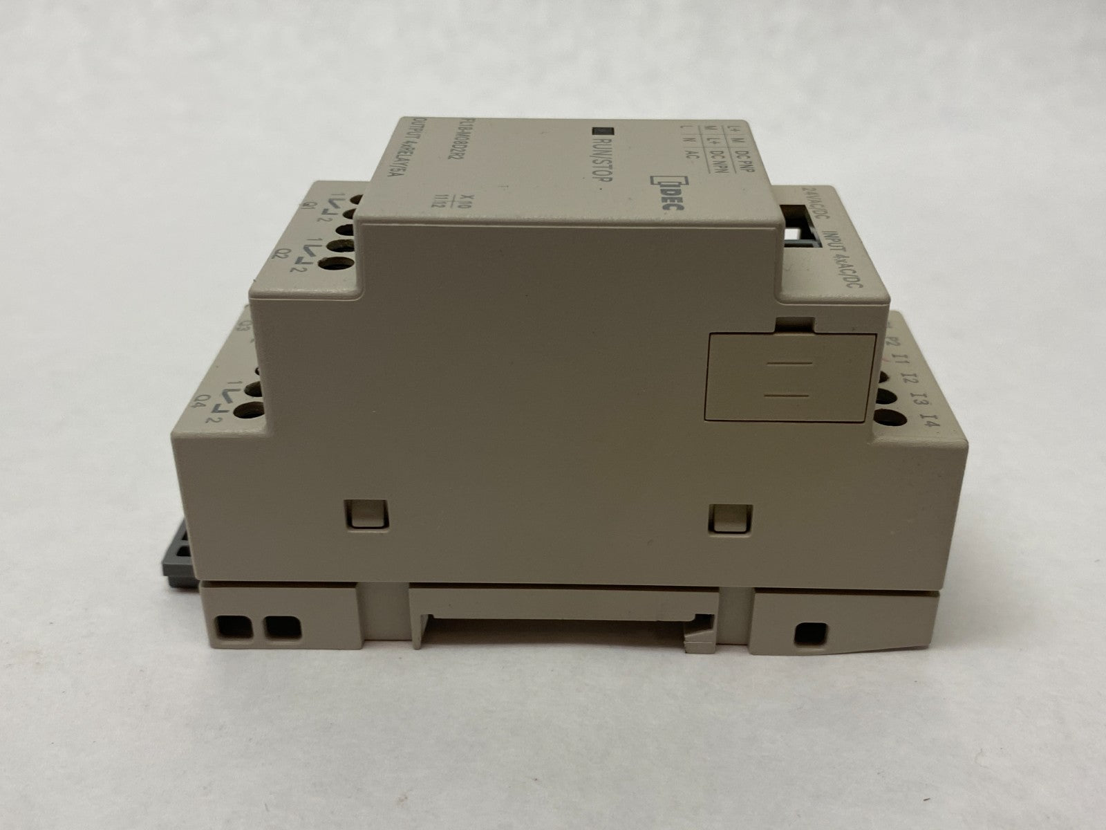 FL1B-M08D2R2 | IDEC SmartRelay Digital Expansion Module, 24VAC/DC, Relay Output - Used - Maverick Industrial Sales