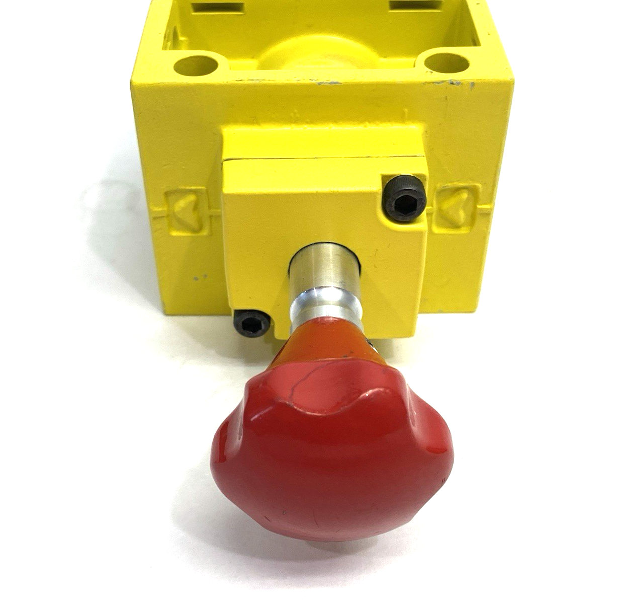 VL32N03Y | Emerson Numatics™ Lockout/Shutoff Valve, 3/8" In/Out, 1/2" Exhaust - New – Open box - Maverick Industrial Sales