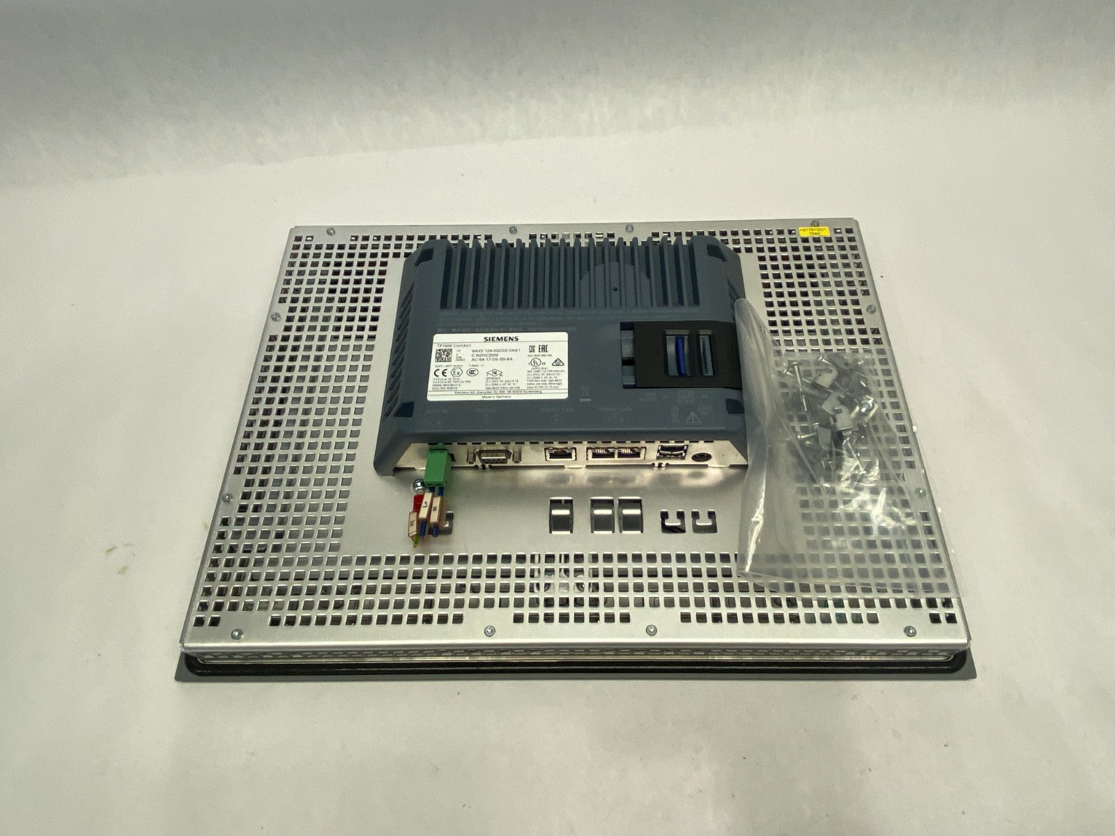 Siemens 6AV2124-0QC02-0AX1 SIMATIC HMI TP1500 Comfort Panel, 15" SMALL SCUFFS - Maverick Industrial Sales