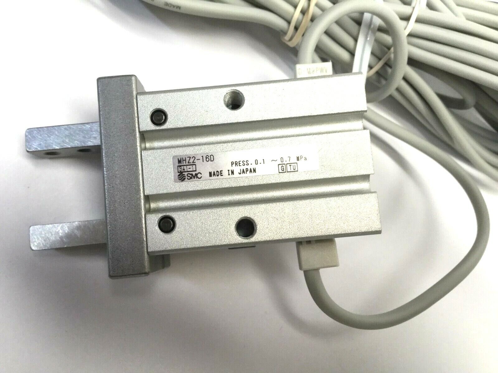 SMC MHZ2-16D-M9PWVL Parallel Air Gripper Cylinder 16mm Bore - Maverick Industrial Sales