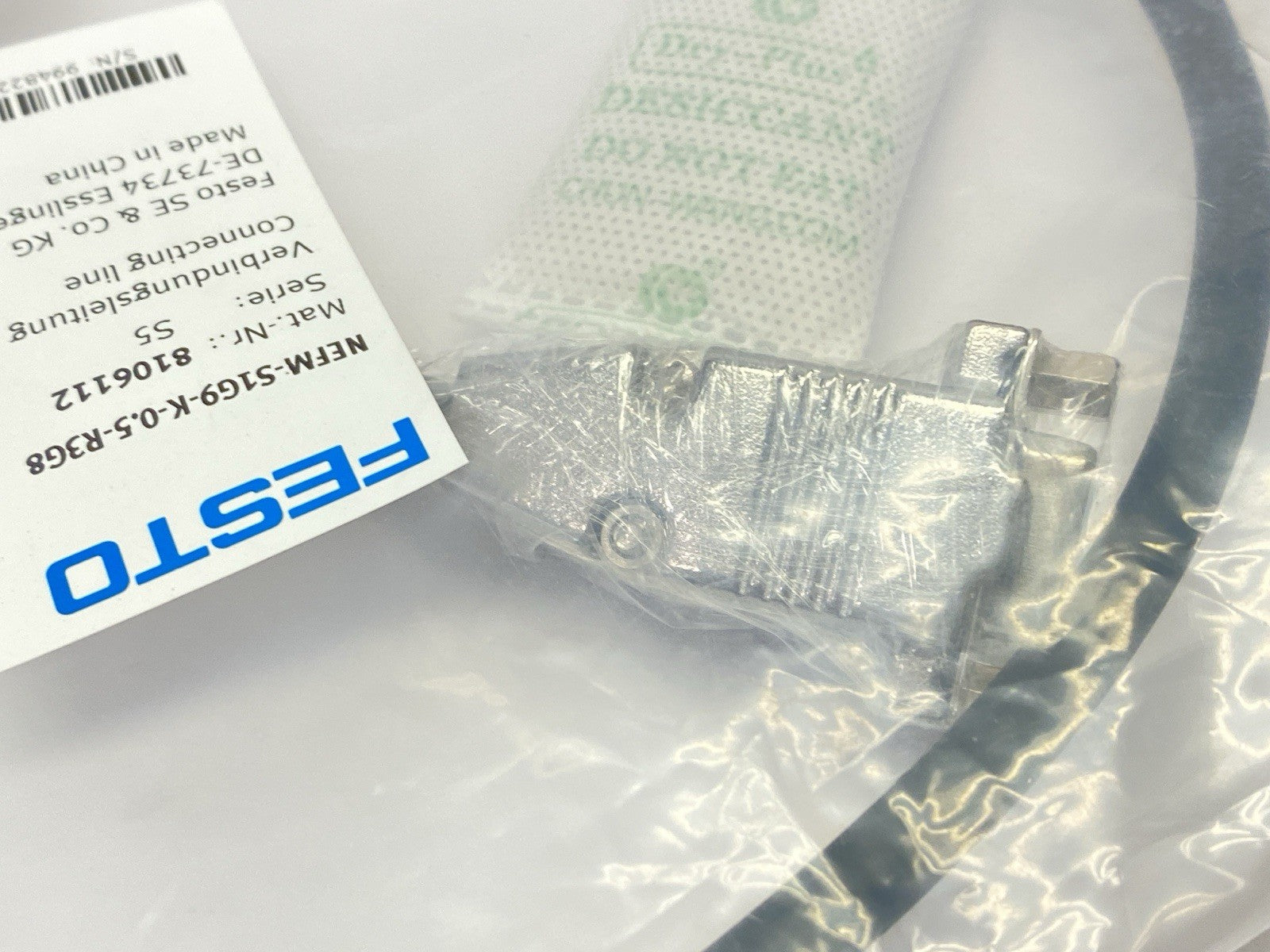 Festo NEFM-S1G9-K-0.5-R3G8 Adapter Connecting Cordset 0.5m 8106112 - Maverick Industrial Sales