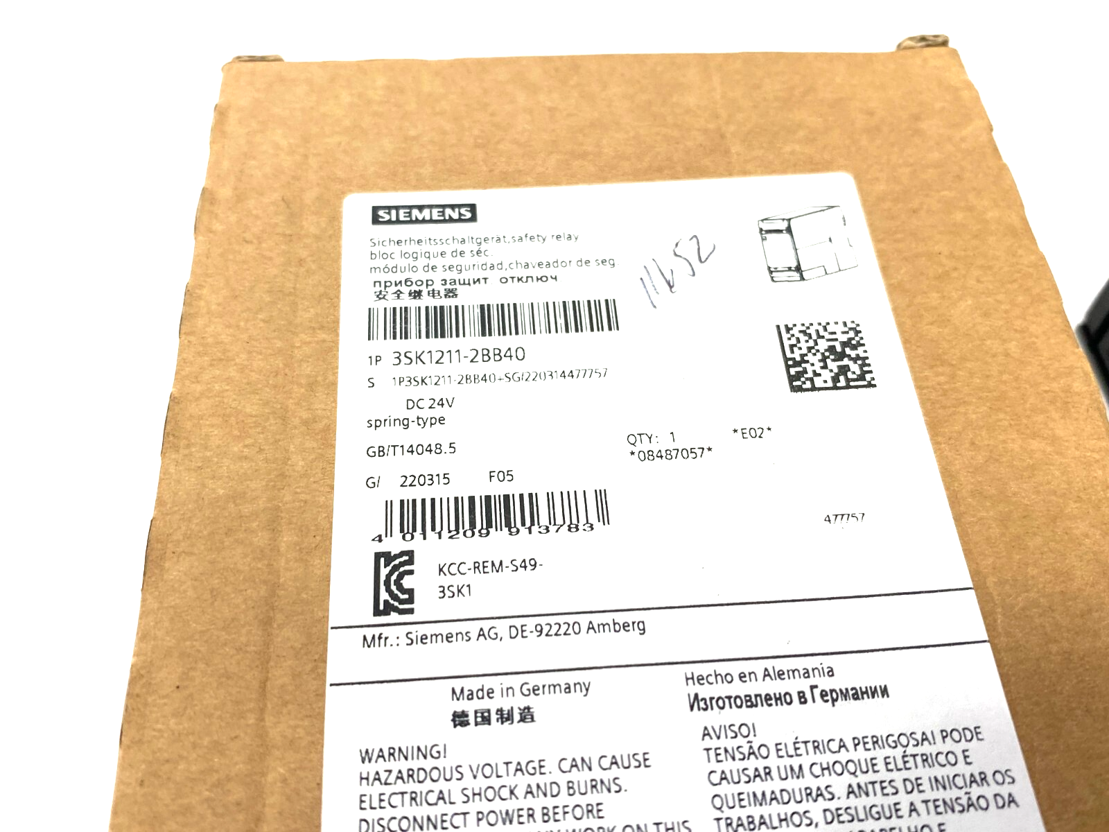 Siemens 3SK1211-2BB40 SIRIUS Safety Relay - Maverick Industrial Sales