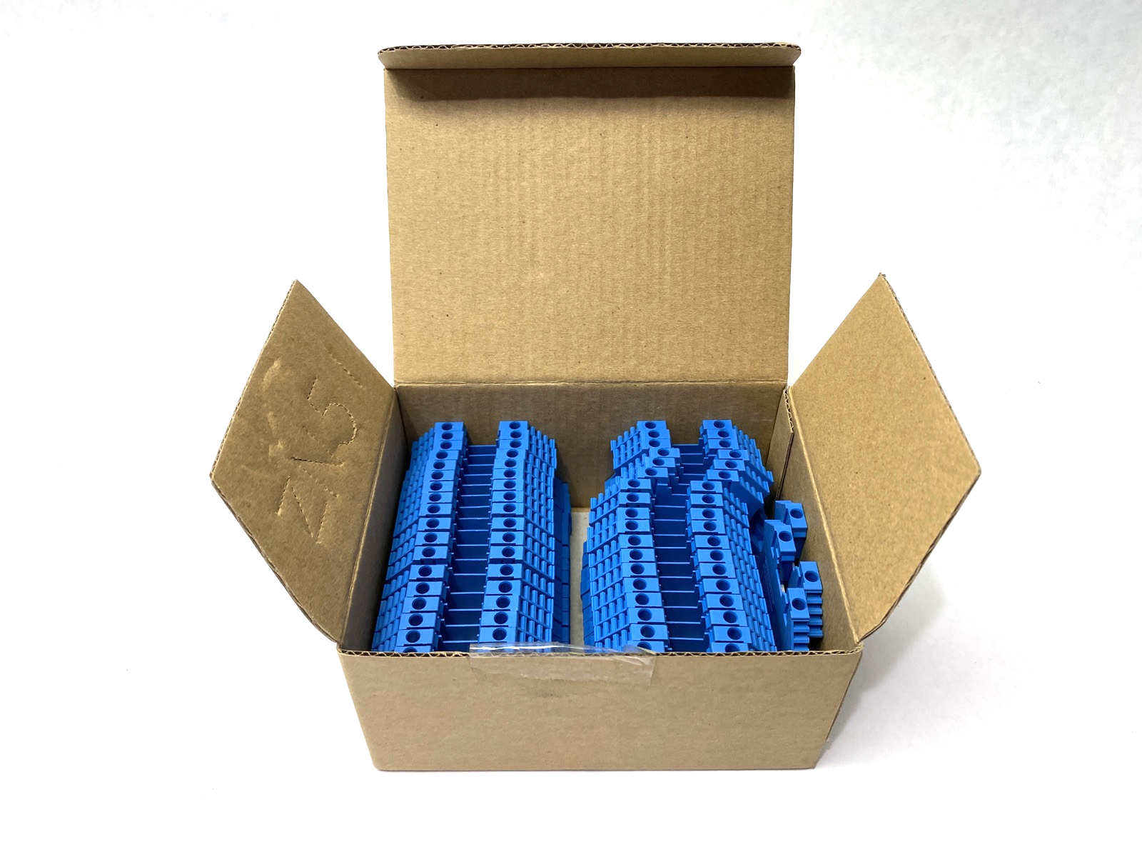 Cooper Bussmann DP25-BU Terminal Block LOT OF 40 - New – Open box - Maverick Industrial Sales