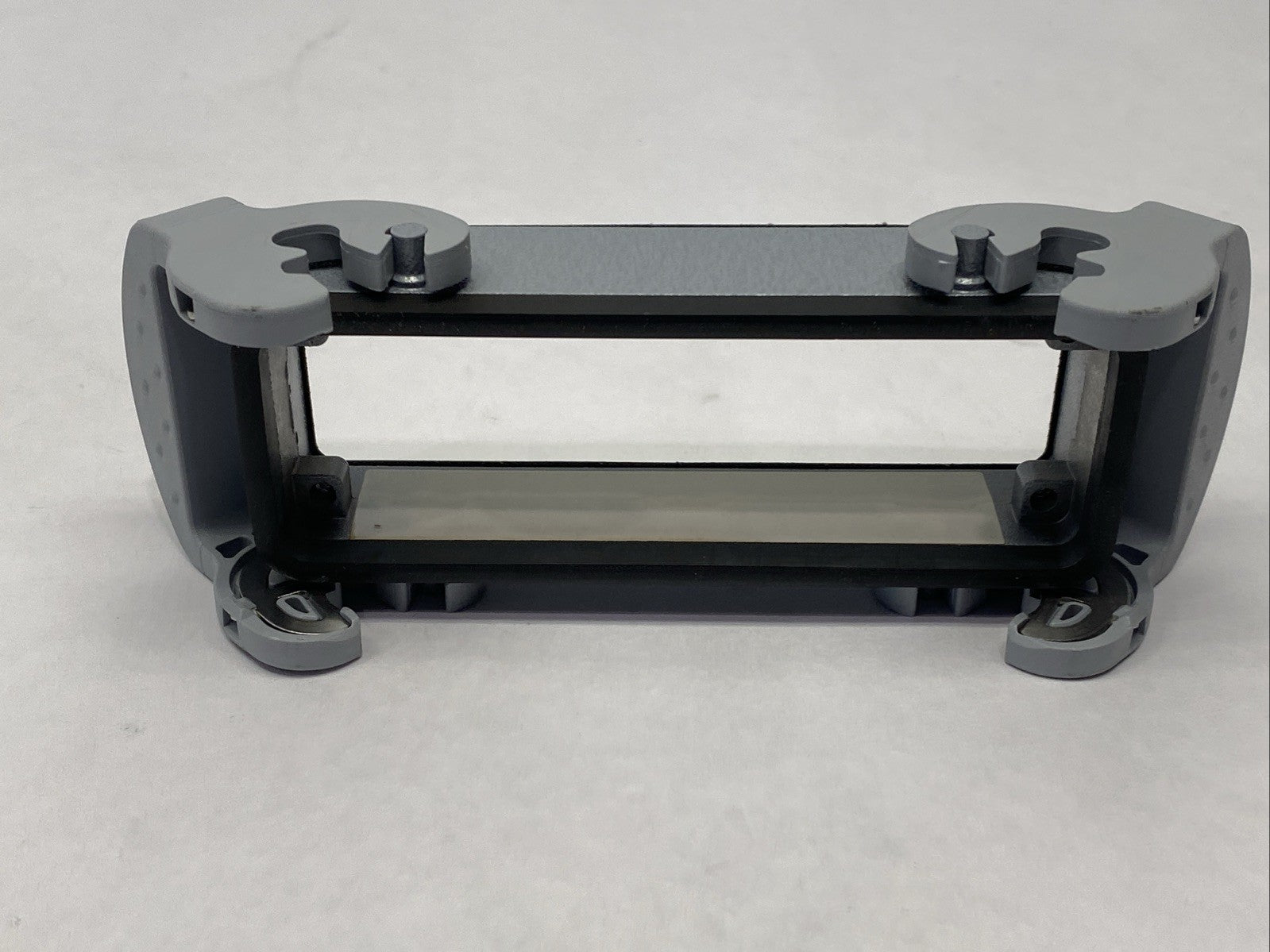 Wieland Electric BOTTOM BAS GUT GA 24 A Cable Hood Base Connector 70.320.2428.0 - Maverick Industrial Sales