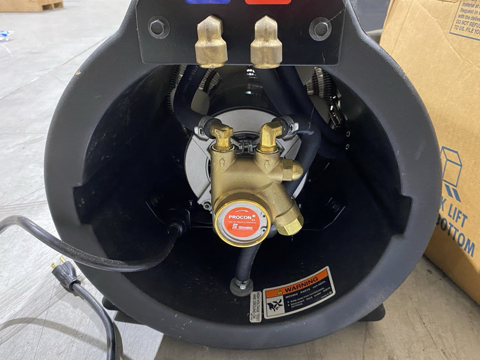 042288 | Miller Coolmate™ 4 Water Coolant System 115 V for Water Cooled Torches - New – Open box - Maverick Industrial Sales