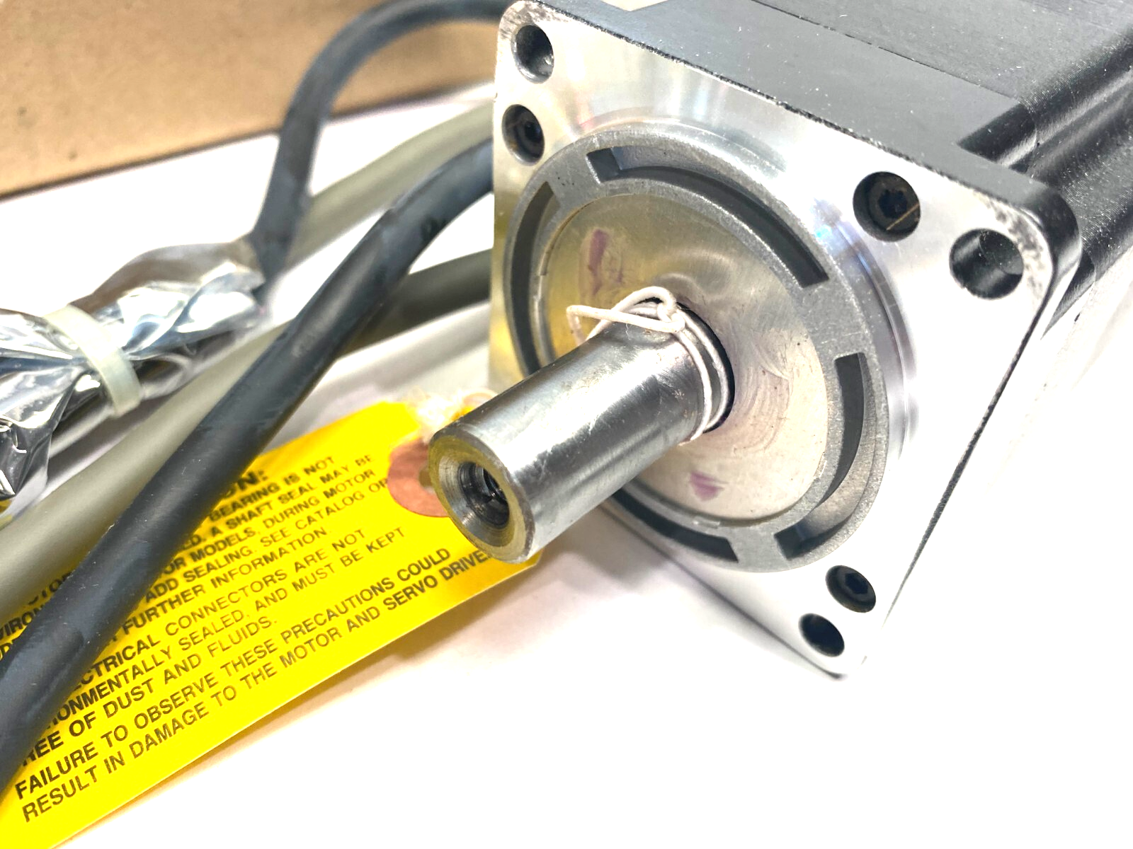 Allen Bradley Y-2012-2-H04AA Ser. B Brushless Servo Motor Y-Series - Maverick Industrial Sales