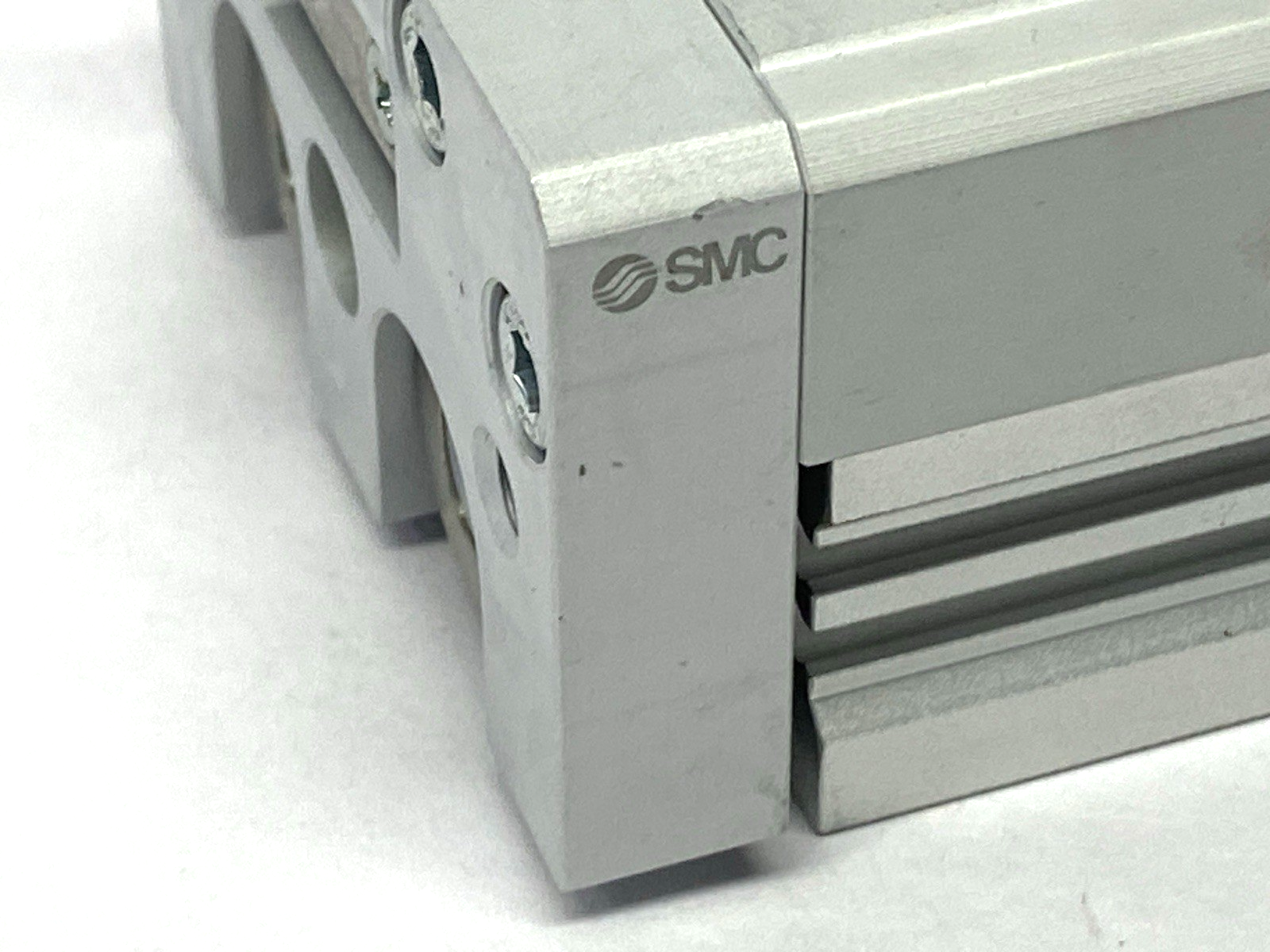 SMC MXS20-50 Pneumatic Cylinder Dual Rod Slide Table 20mm Bore 50mm Stroke - Maverick Industrial Sales