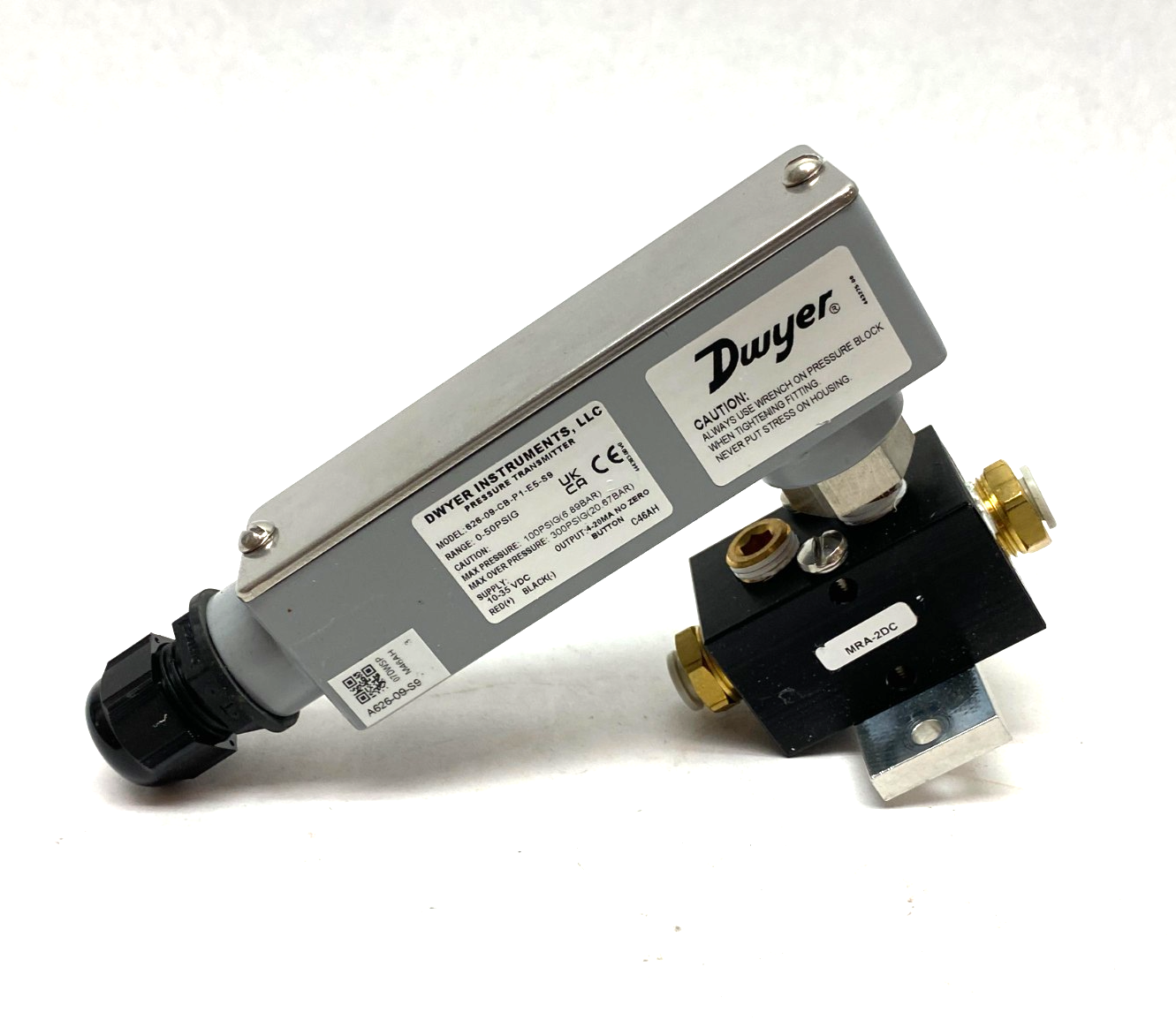 626-09-CB-P1-E5-S9 | Dwyer Industrial Pressure Transmitter w/ MRA-2DC Manifold - New – Open box - Maverick Industrial Sales