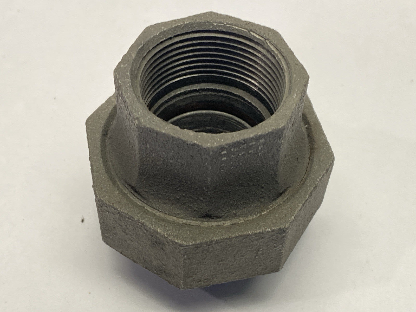 Grinnell 1-1/4" Union Fitting Malleable Iron Class 150 - Maverick Industrial Sales