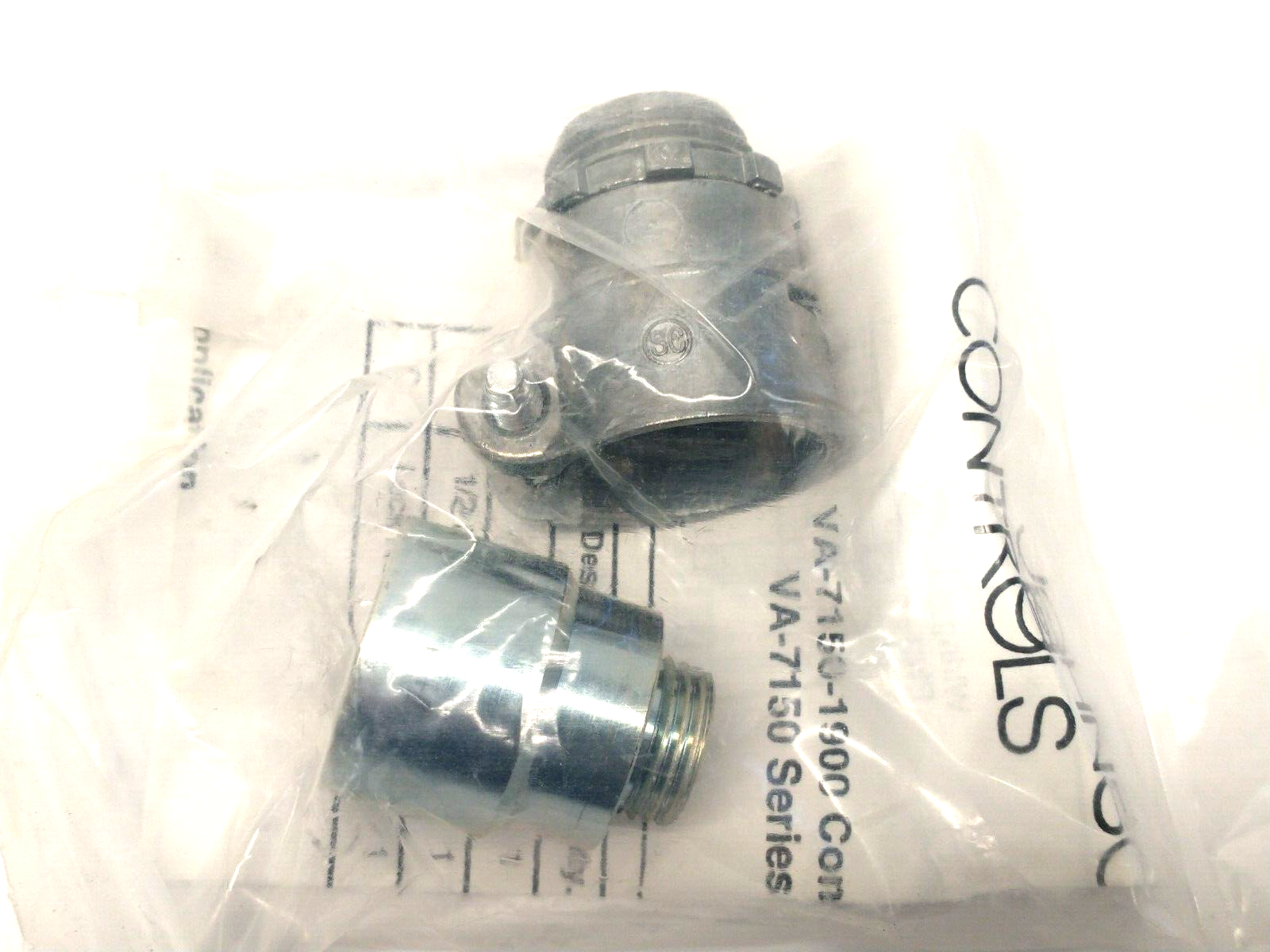 Johnson Controls VA-7150-1900 Conduit Adapter Kit 1/2" FMT LOT OF 7 - Maverick Industrial Sales