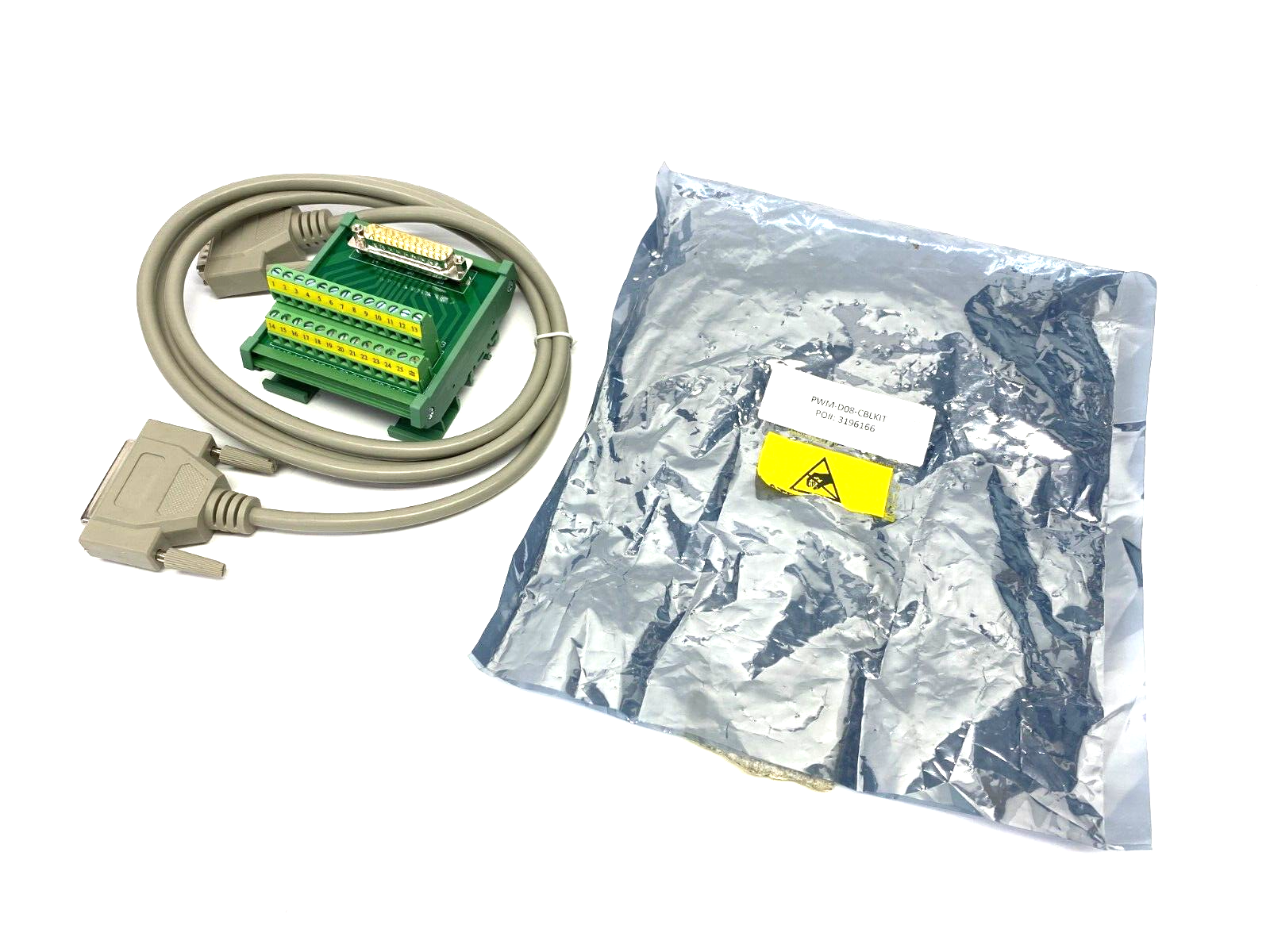 Dinkle PWM-D08-CBLKIT Signal Interface Module Breakout Board - Maverick Industrial Sales