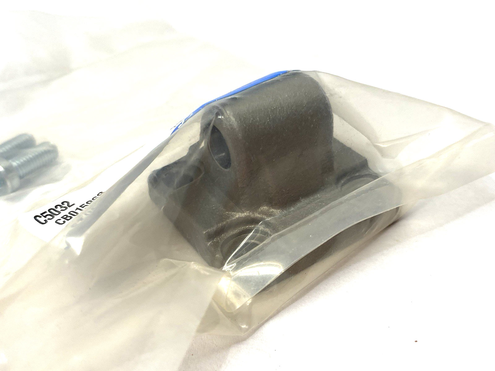 C5032 | SMC Single Rear Clevis, C95/C96 Tie-Rod Cylinder - New - Maverick Industrial Sales