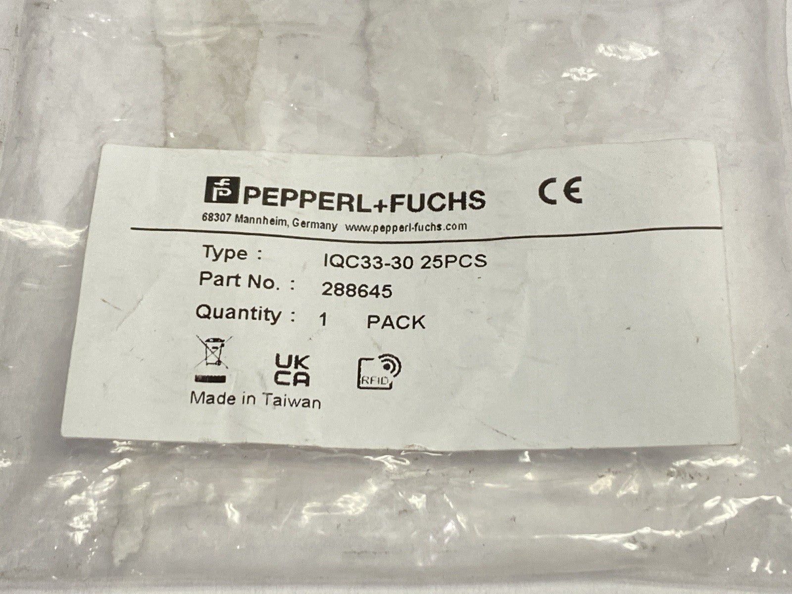 IQC33-30 | Pepperl+Fuchs RFID Transponder 207937 LOT OF 25 - New - Maverick Industrial Sales