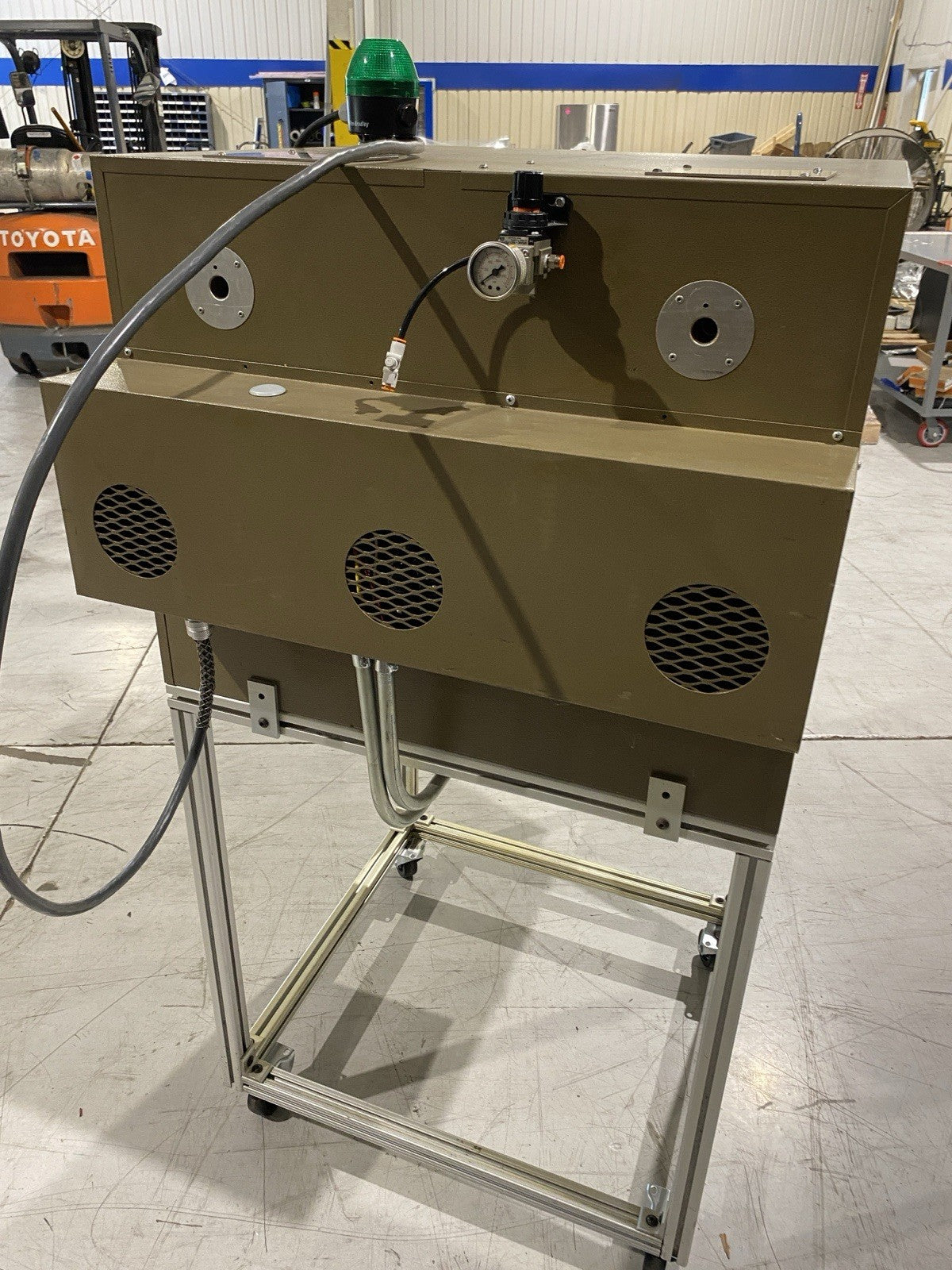 21-350 | Quincy Lab Inc 2110 Watt 115V 1Ph - Used - Maverick Industrial Sales