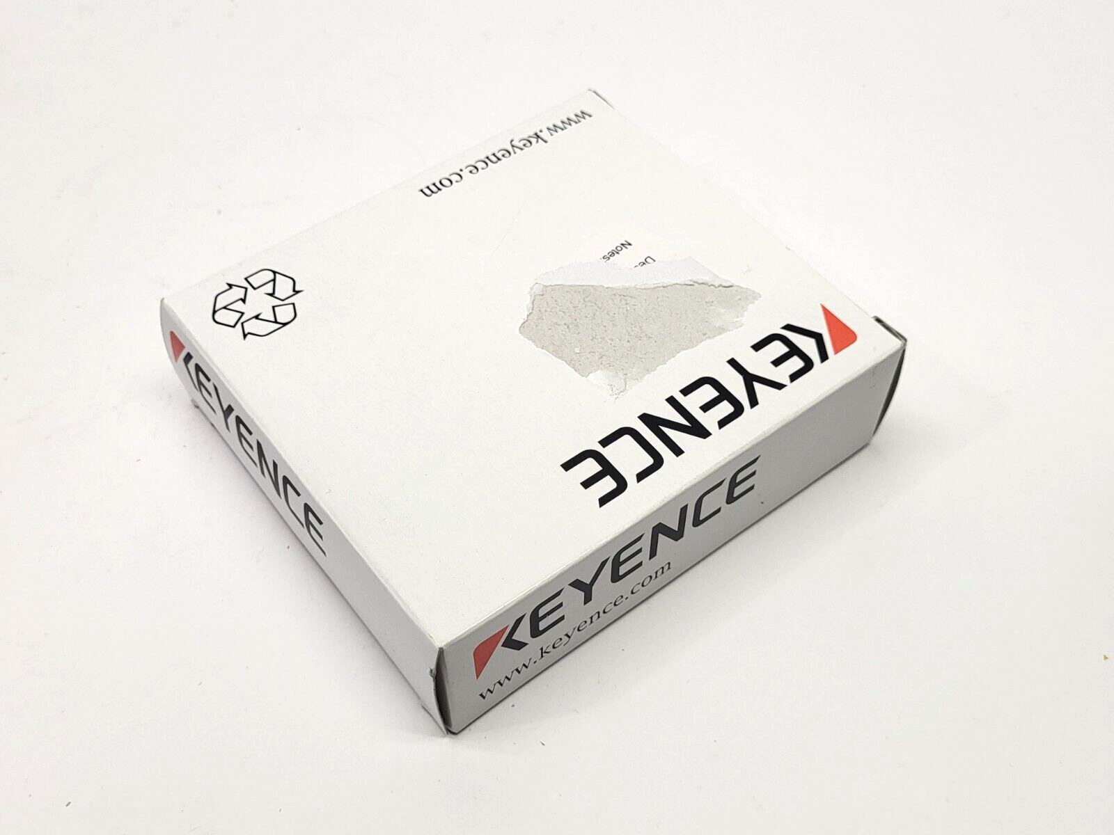 OP-84300 | Keyence Intermediate Support Bracket- New – Open box - Maverick Industrial Sales