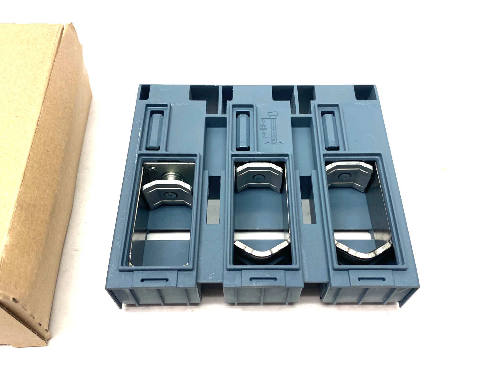 Siemens 3RT1966-4G Framing Terminal Block Box Up to 240mm² Conductor S10/S12 - Maverick Industrial Sales