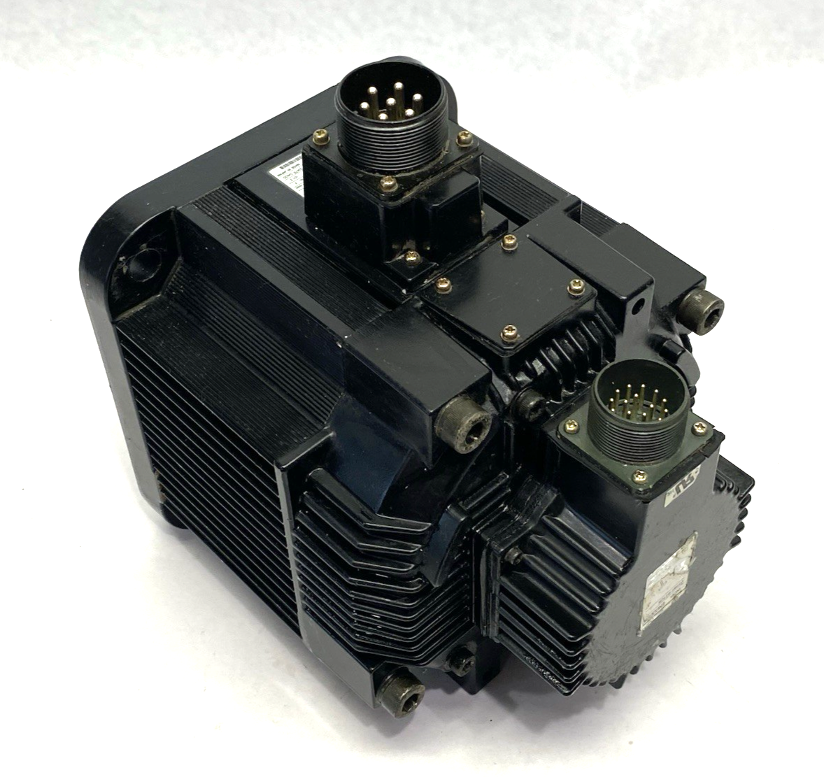 Yaskawa SGMGH-20ACA6E Sigma II AC Servo Motor 1800W 16.7A 200V - Maverick Industrial Sales