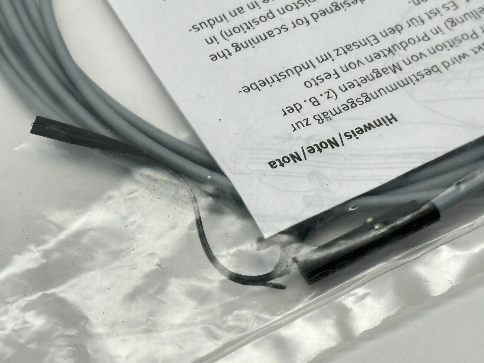 Festo SMT-10M-PS-24V-E-2.5-L-M8D Proximity Sensor T-Slot M8 Male 3-Pin 551372 - Maverick Industrial Sales