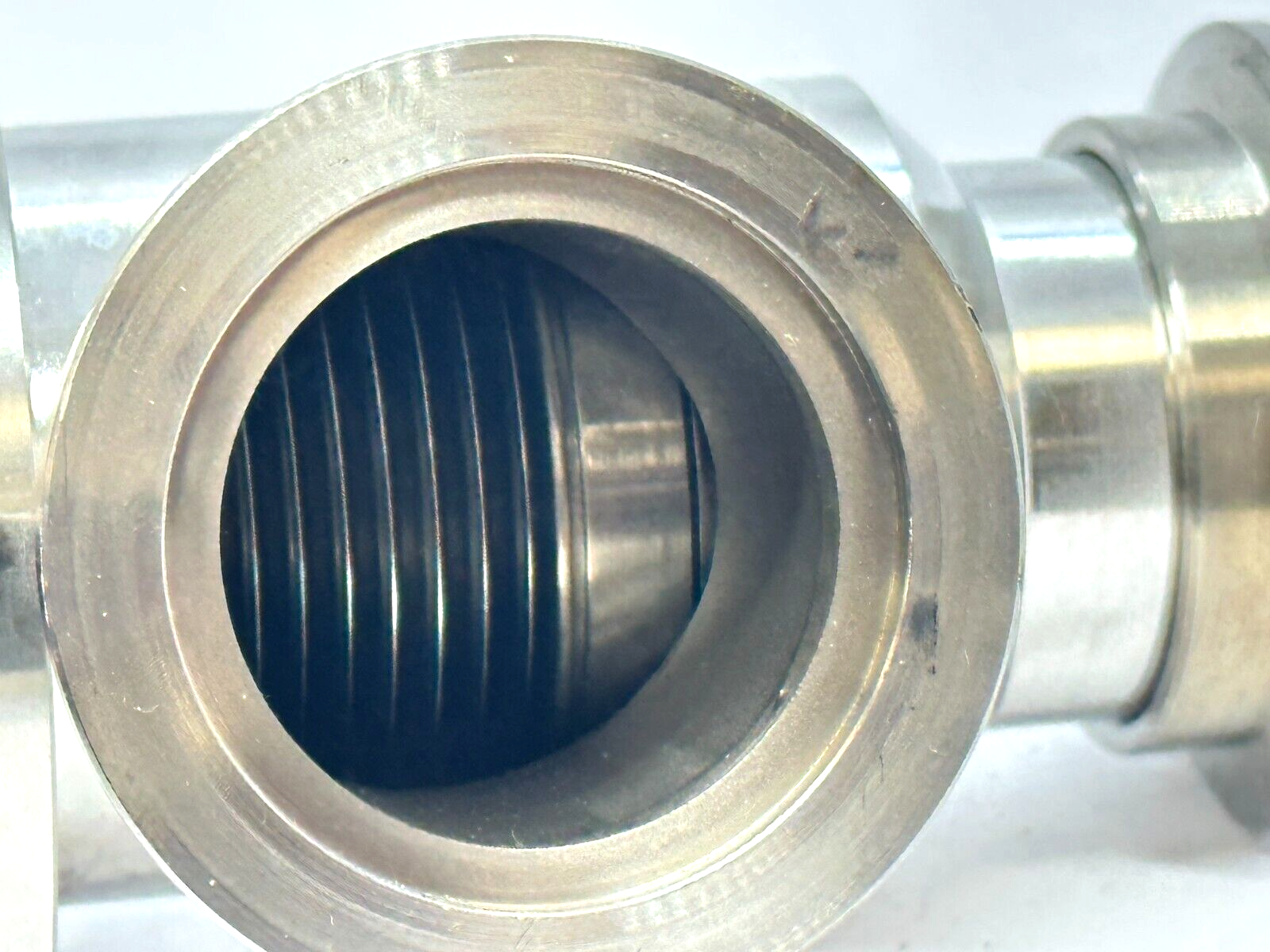 MDC KAV-150 Vacuum Angle Valve - Maverick Industrial Sales