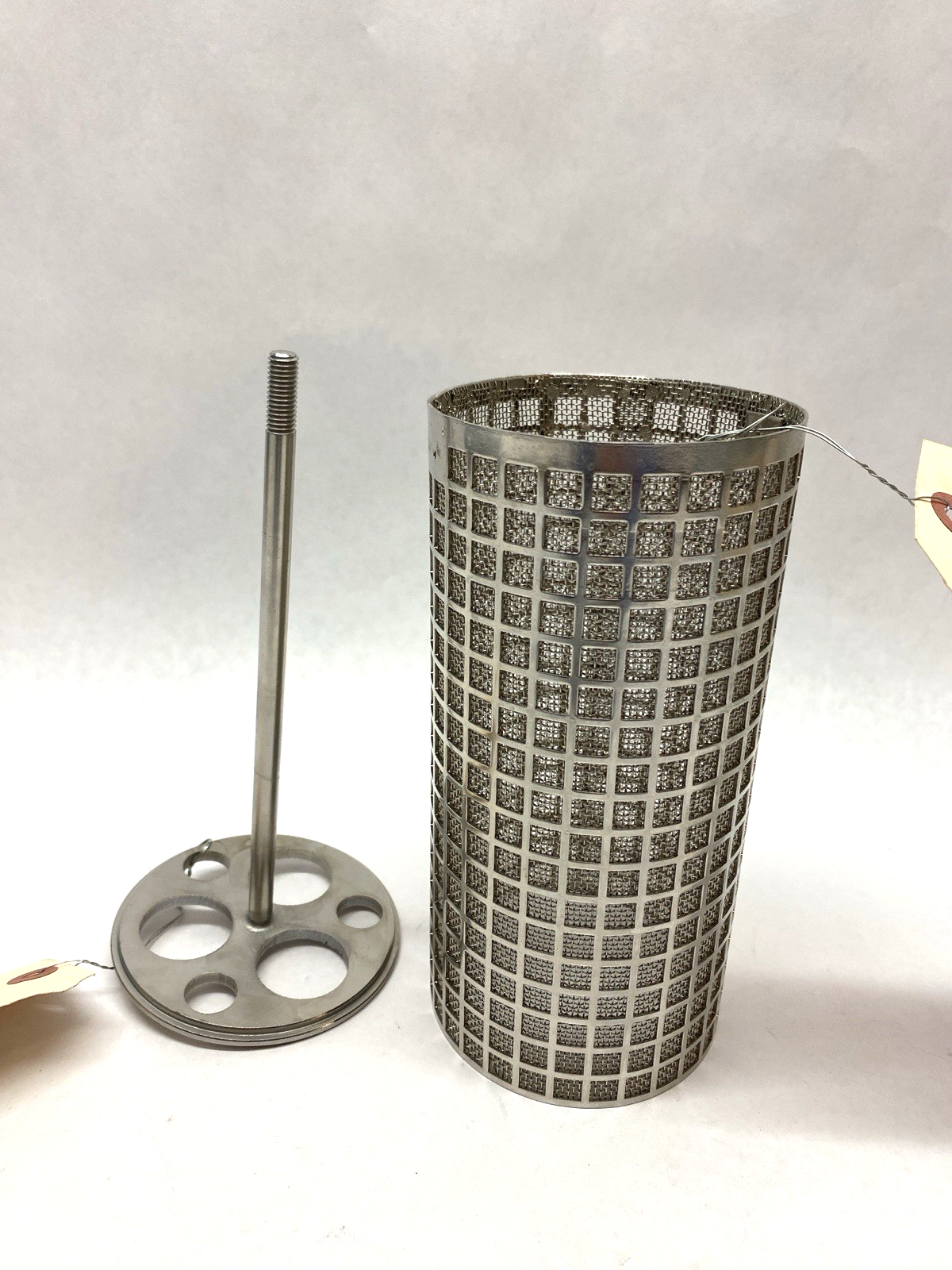 Ultrasource 340219 Normal Sieve and 340587 1.4301 Welded 106044 Sieve Support - Maverick Industrial Sales