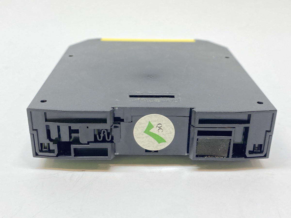 Banner XS2RO Expandable Safety Controller Dual Relay Safety Output Module 85075 - Maverick Industrial Sales