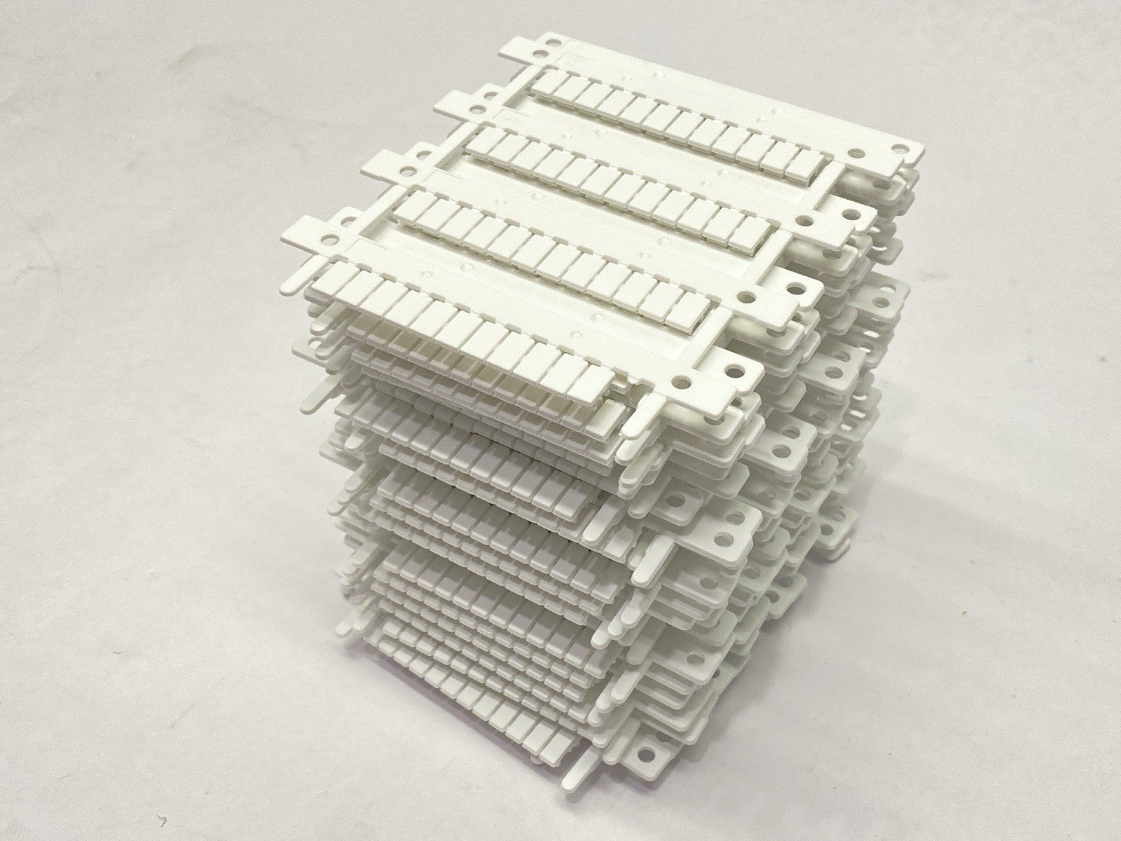 Cembre 41390N Terminal Marker Tags MG-CPM-04 PKG OF 1728 - Maverick Industrial Sales