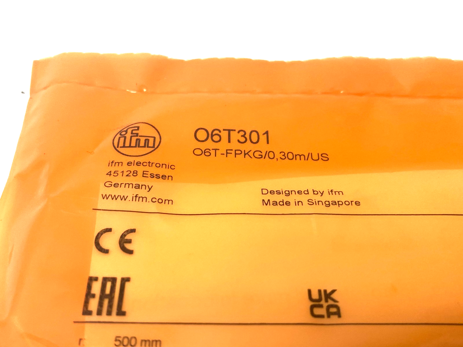 Ifm O6T301 Diffuse Reflection Sensor 5-500mm Range O6T-FPKG/0,30m/US - Maverick Industrial Sales