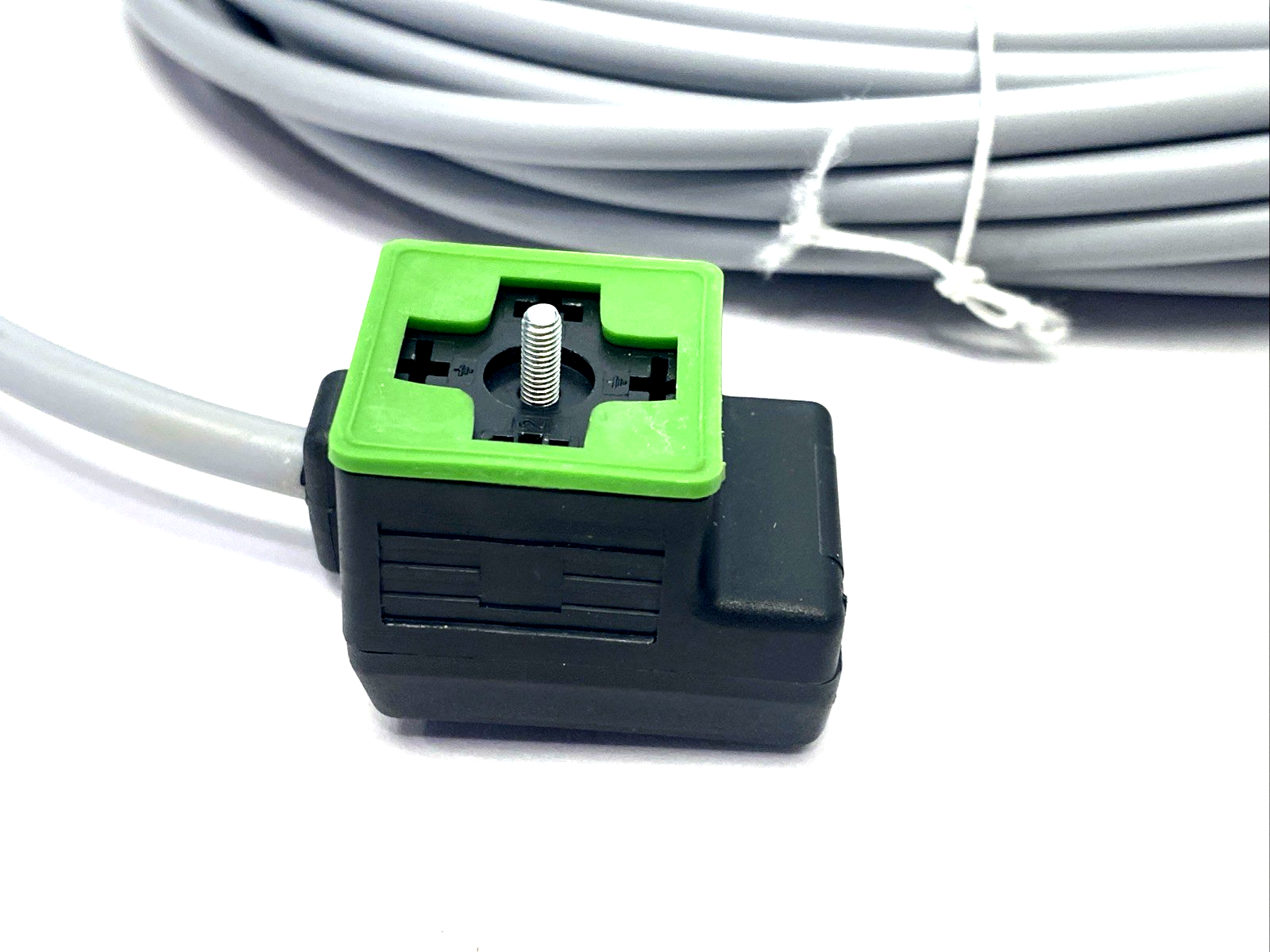Murr Elektronik 7000-18211-2161000 MSUD Valve Plug A-18mm 10m Cable - Maverick Industrial Sales