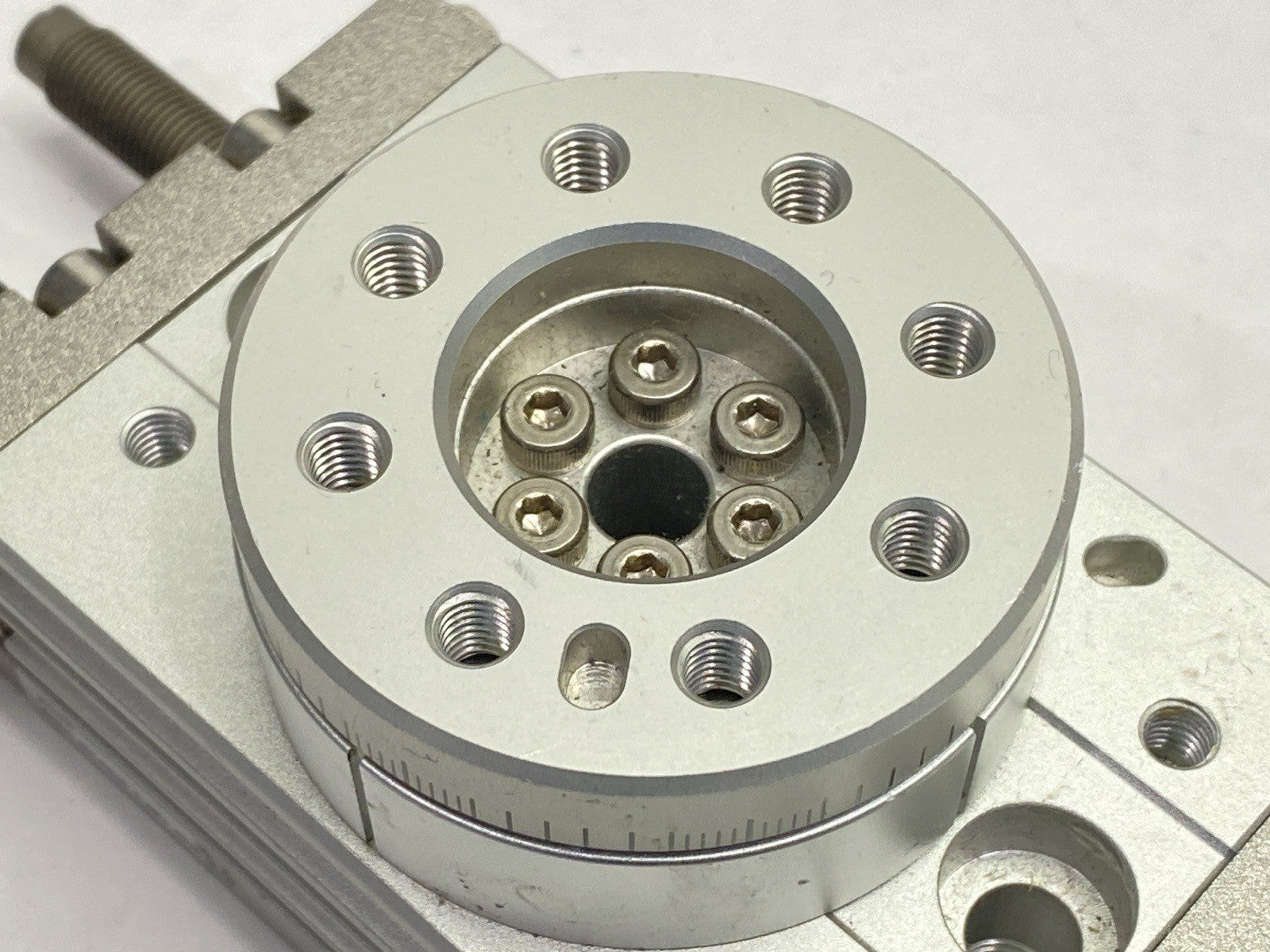 MSQA20R | SMC Pneumatic Rotary Actuator Table 0-190 Degrees - Used - Maverick Industrial Sales