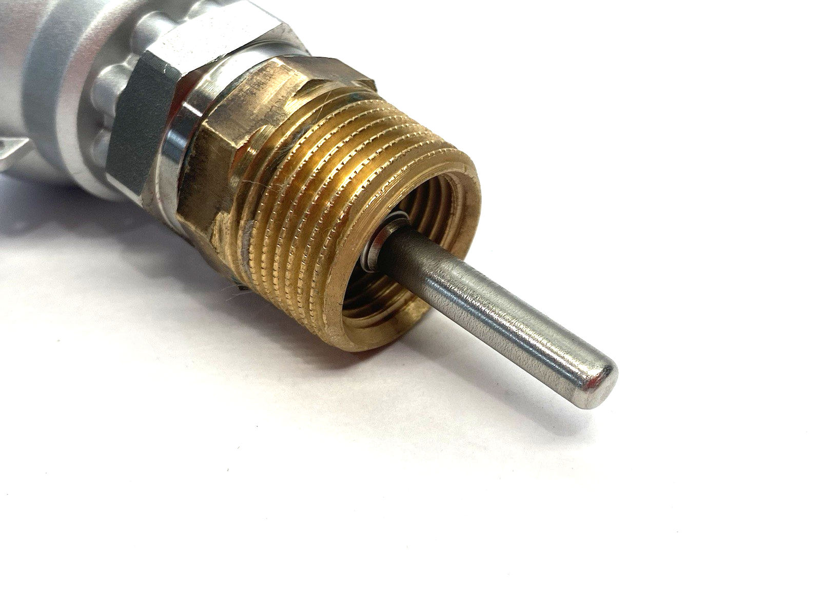TN00533450 | Jumo Screw-In RTD Temperature Probe - Used - Maverick Industrial Sales