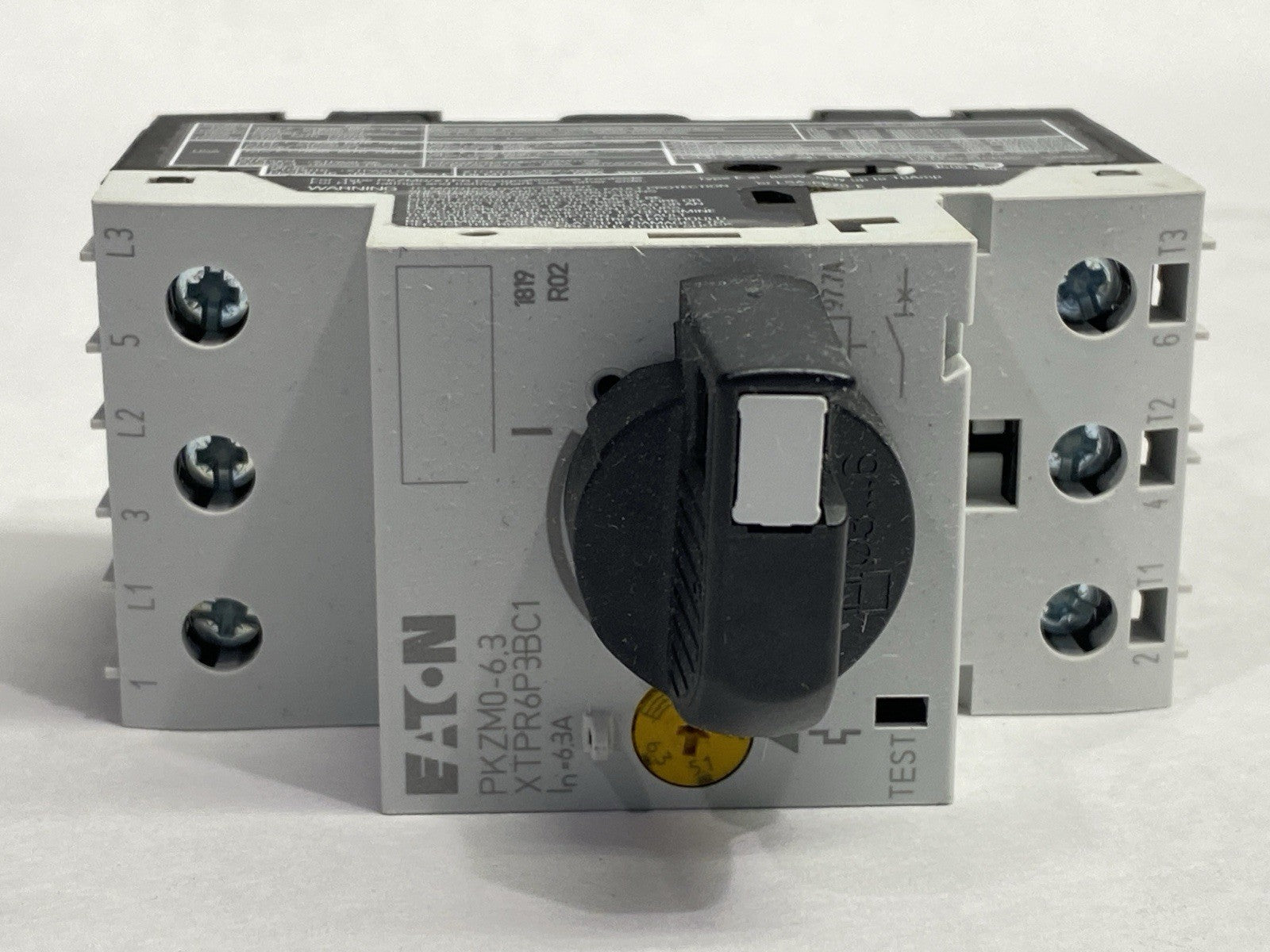 PKZM0-6,3/AK | Eaton Motor-Protective Circuit Breaker 3-P 4-6.3A XTPR6P3BC1 265339 - New – Open box - Maverick Industrial Sales