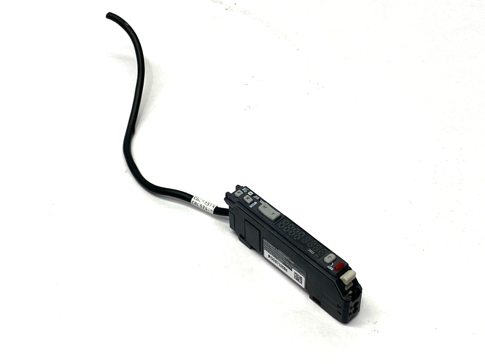 FS-V31M | Keyence Photoelectric Sensor Amplifier 12-24VDC CABLE CUT SHORT NO COVER - Used - Maverick Industrial Sales