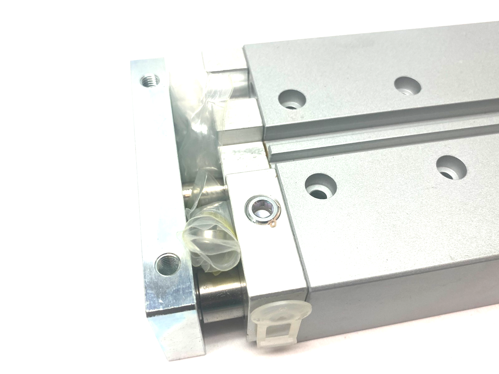 Festo DFM-25-150-B-P-A-GF Guided Drive Cylinder 150mm Stroke 25mm Bore 532317 - Maverick Industrial Sales