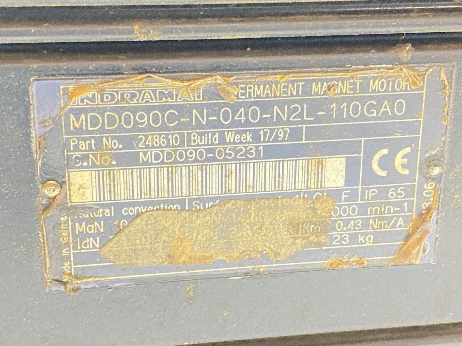 MDD090C-N-040-N2L-110GA0 | Indramat Servo Motor w/ Alpha SPF 110-MX1-8,2-40/110S01 - Used - Maverick Industrial Sales