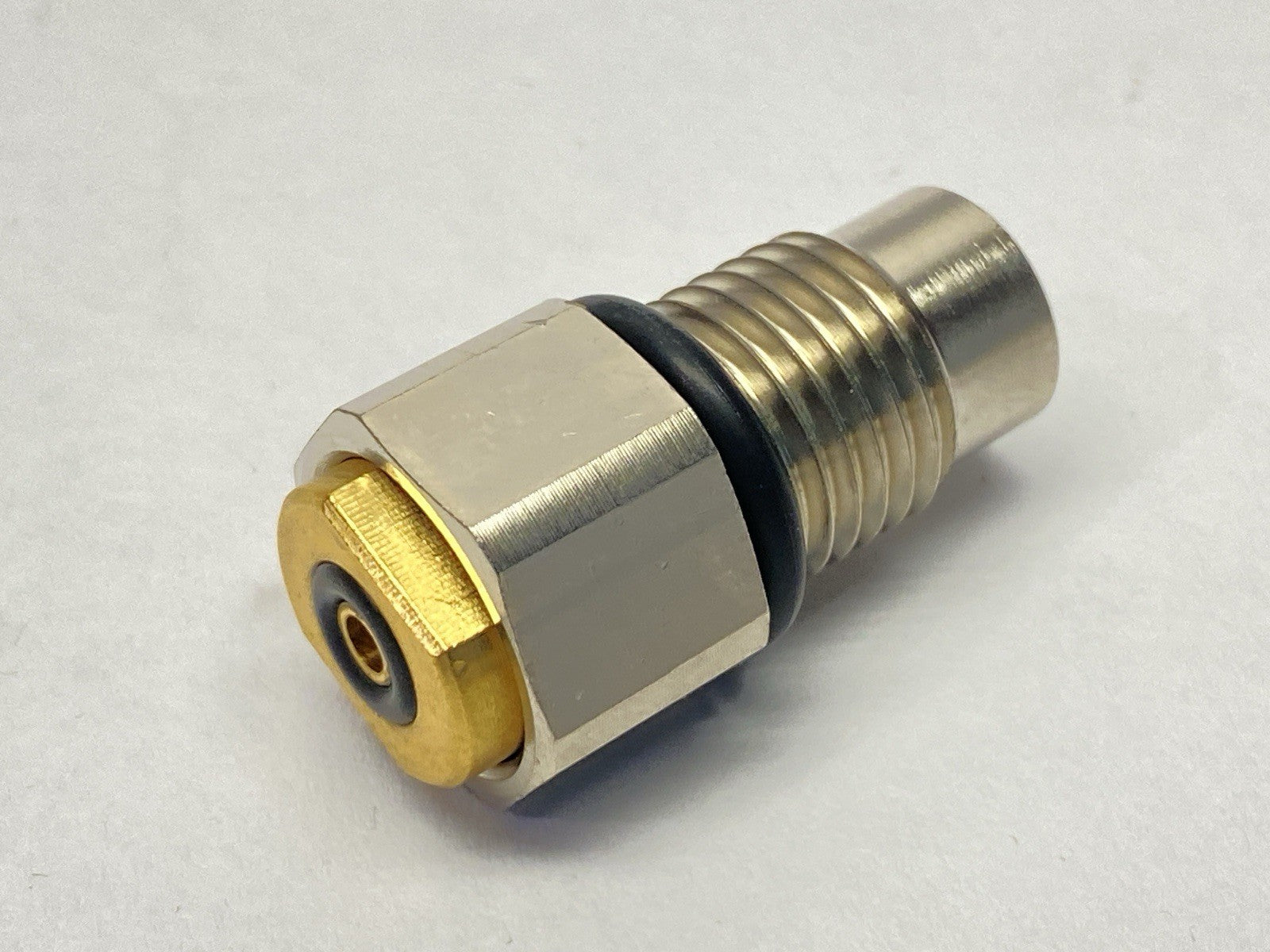 10-961-1583 | CEJN Quick Disconnect Nipple Quick-Seal M14x1.5 Connection 145PSI - New – Open box - Maverick Industrial Sales