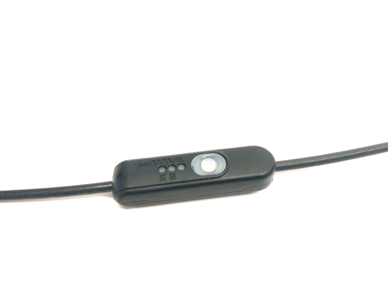 Balluff BMF00JH C-Slot Magnetic Field Sensor 0.3m BMF 203K-H-PS-C-A2-S75-00,3 - Maverick Industrial Sales