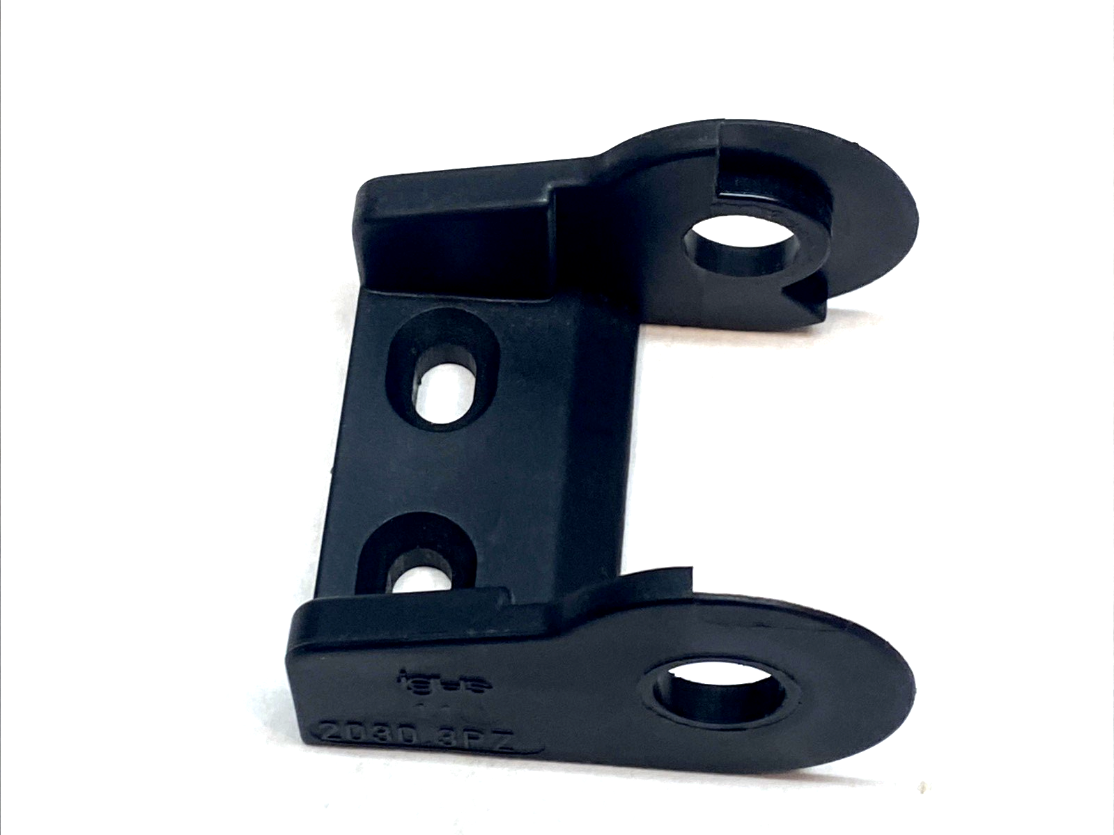 Igus 2030.3PZ Mounting Bracket, End Connector for Energy Chain LOT OF 4 - Maverick Industrial Sales