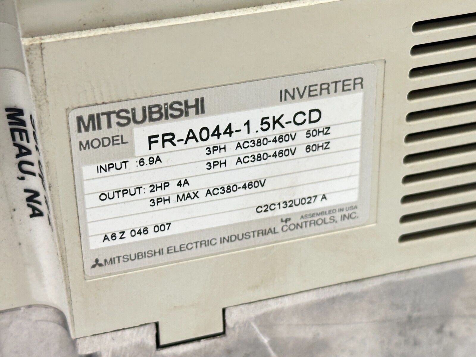 Mitsubishi FR-A044-1.5K-CD AC Drive 4A 2HP NO COVER w/ FR-PU03E Parameter Unit - Maverick Industrial Sales