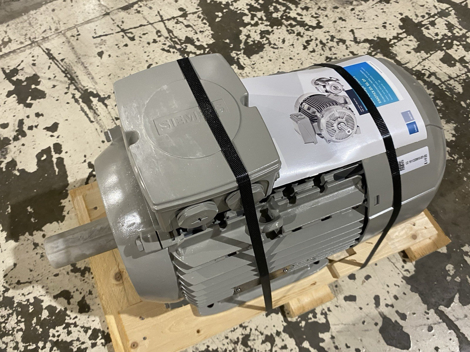 1LE1023-1CB23-5AF4 | Siemens Eagle Line SIMOTICS NEMA Premium Eff. Motor - New - Maverick Industrial Sales