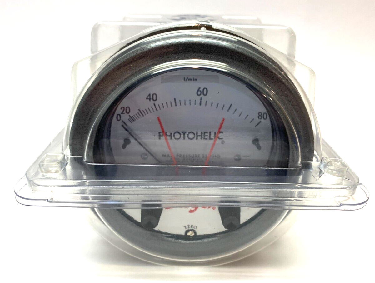 Dwyer 3SQRT Series 3000 Photohelic Pressure Switch/Gage - Maverick Industrial Sales