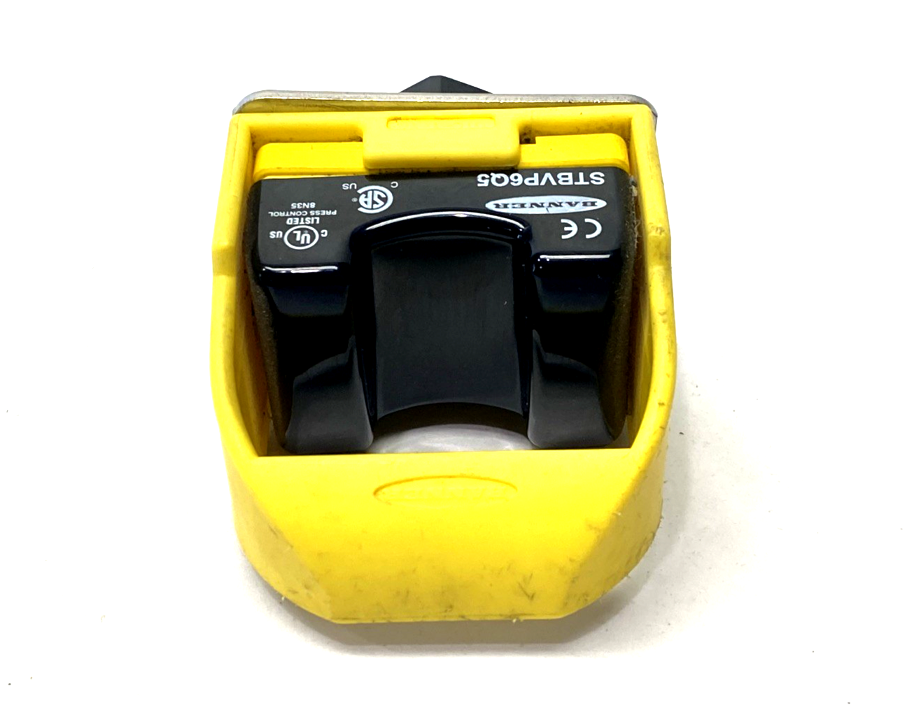 Banner STBVP6Q5 Self-Checking Touch Button w/Yellow F.C. 64181 - Maverick Industrial Sales